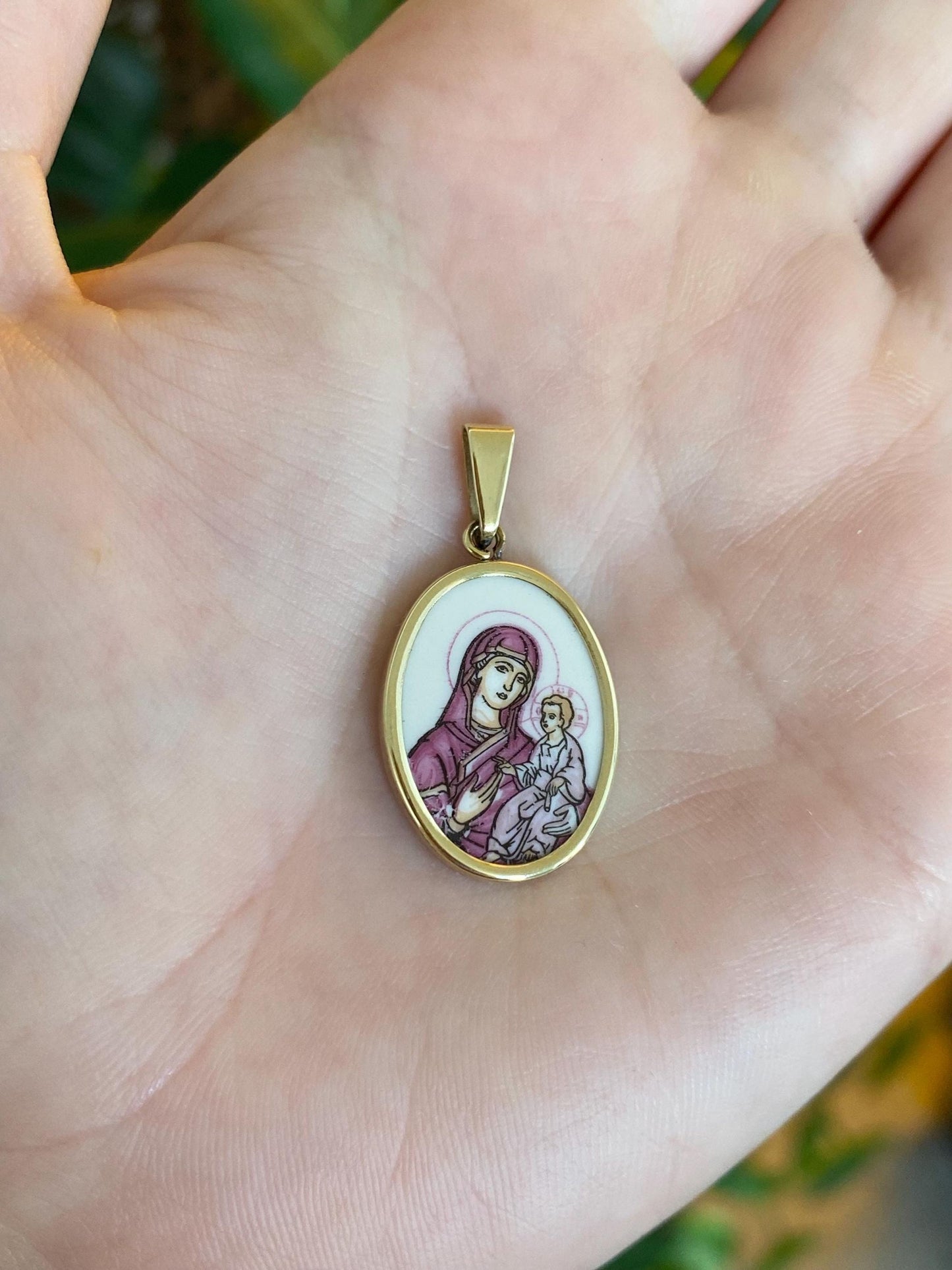 Vintage Solid 14k Yellow Gold Religious Charm