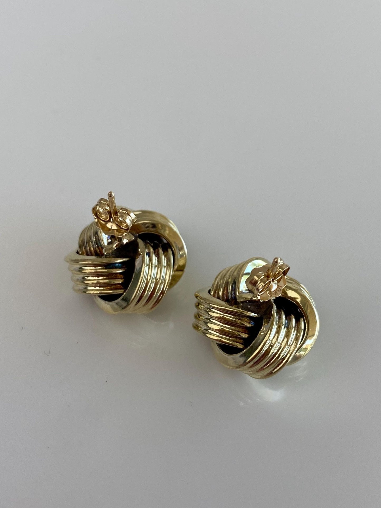 Vintage 8k Yellow Gold Large Knot Stud Earrings