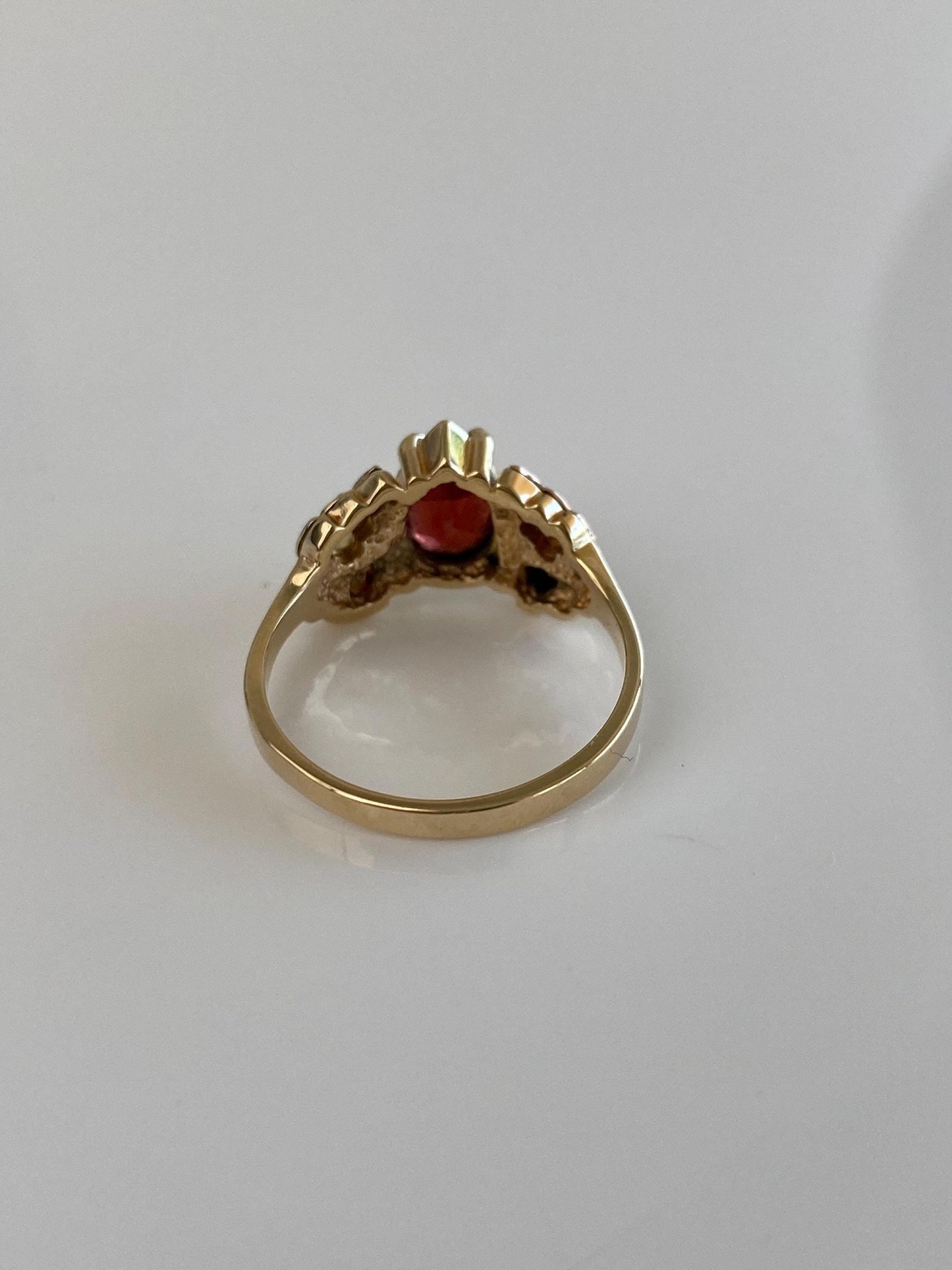 Solid 10k Black Hills Gold Garnet Teardrop Leaves Ring - Size 7.75