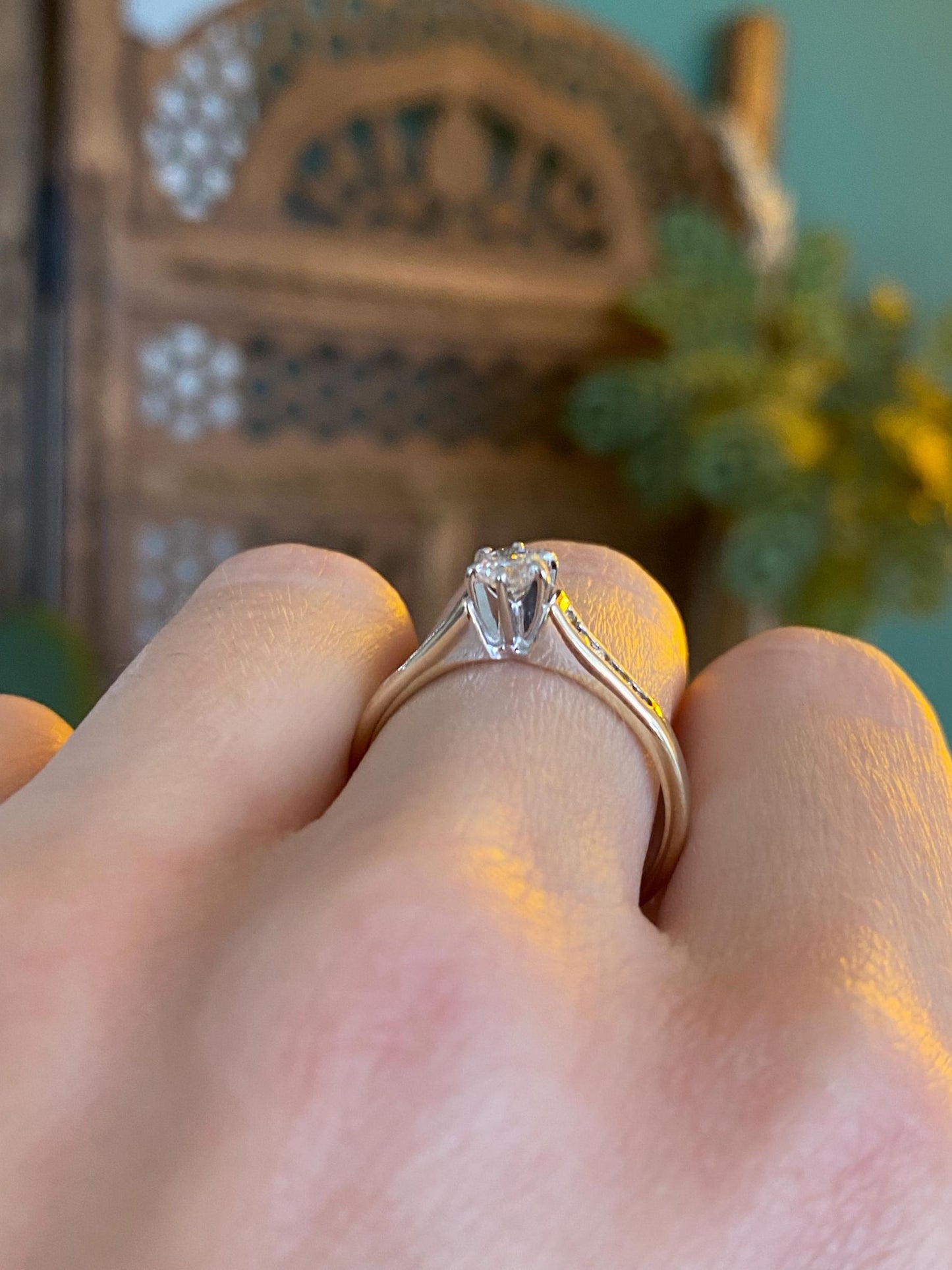 Vintage Solid 14k White & Yellow Gold Diamond Ring - Size 8.25