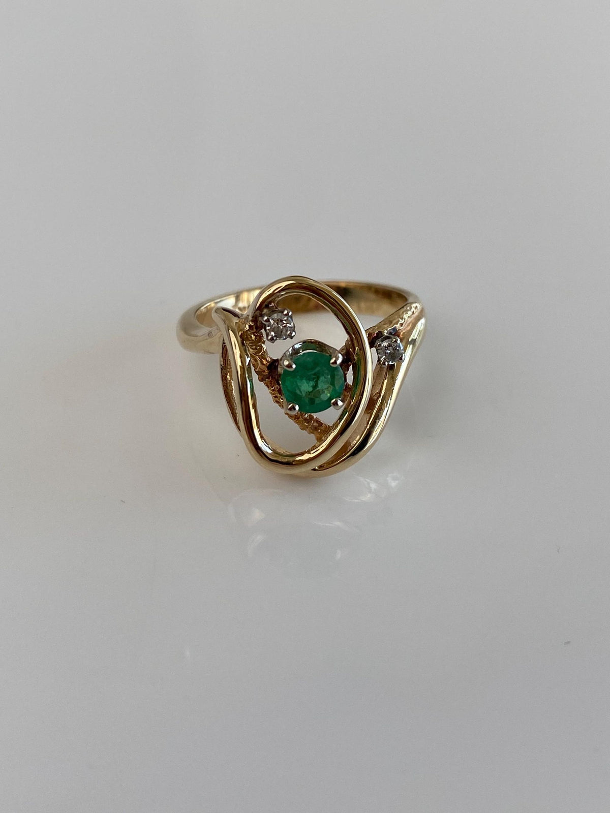 Vintage Solid 14k Yellow Gold Diamonds Emerald Abstract Ring - Size 5.75