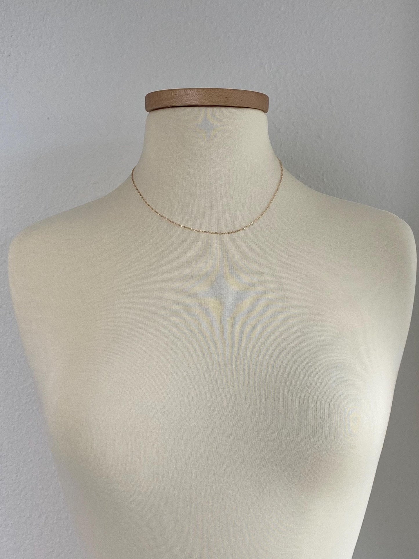 Vintage Solid 14k Yellow Gold Dainty Cable Chain Necklace - 18 inches
