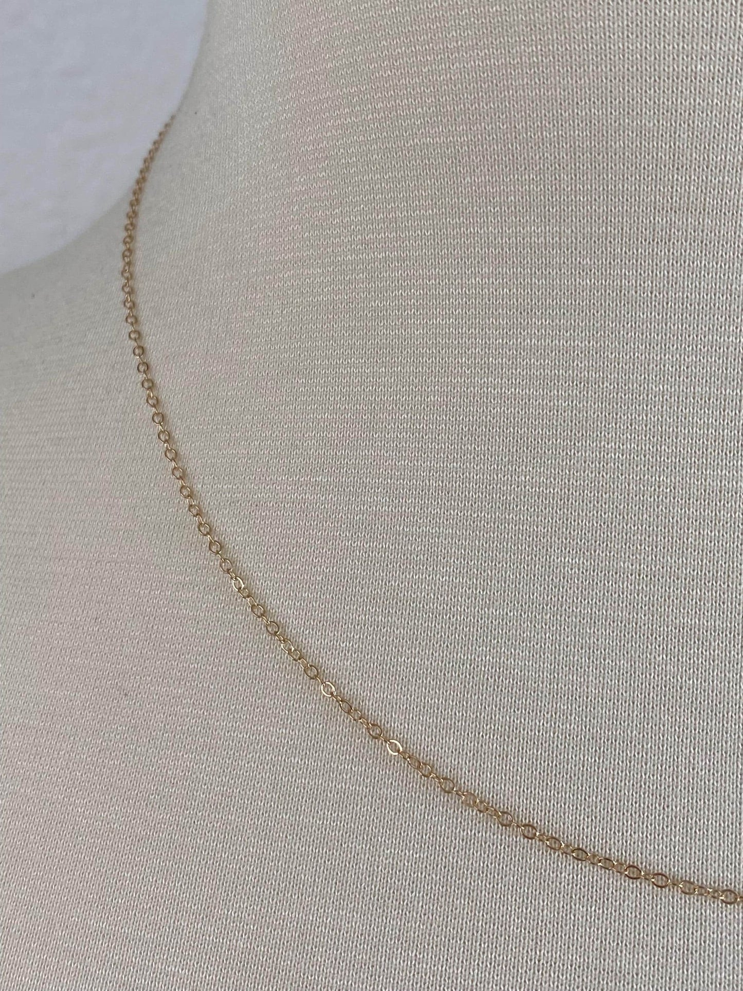 Vintage Solid 14k Yellow Gold Dainty Cable Chain Necklace - 18 inches