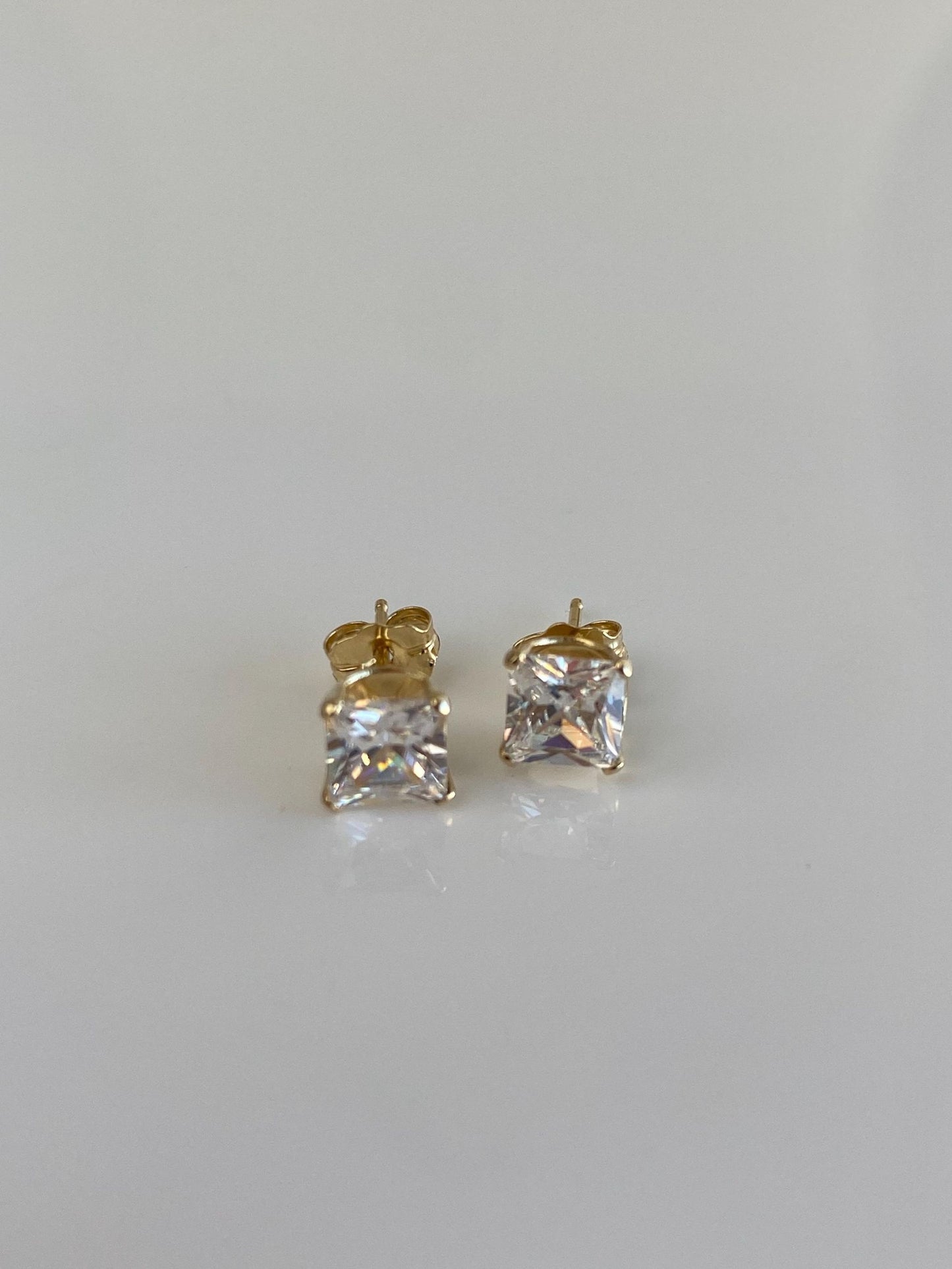 Vintage Solid 14k Yellow Gold Cubic Zirconia Square Stud Earrings