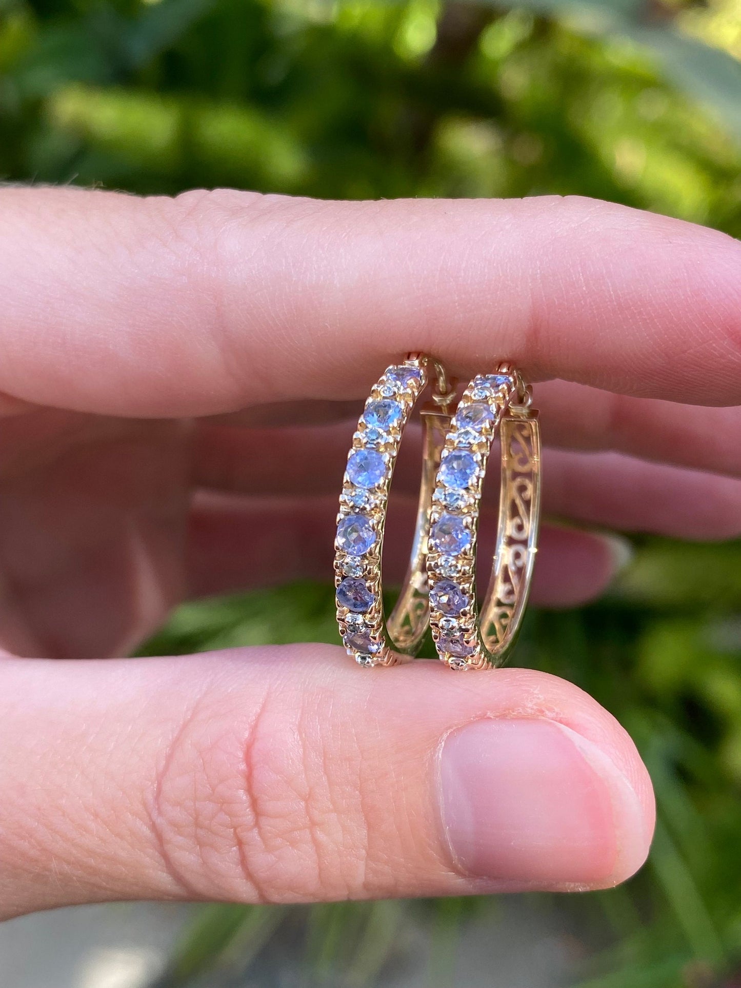 Vintage Solid 14k Yellow Gold Tanzanite & Diamond Hoop Earrings