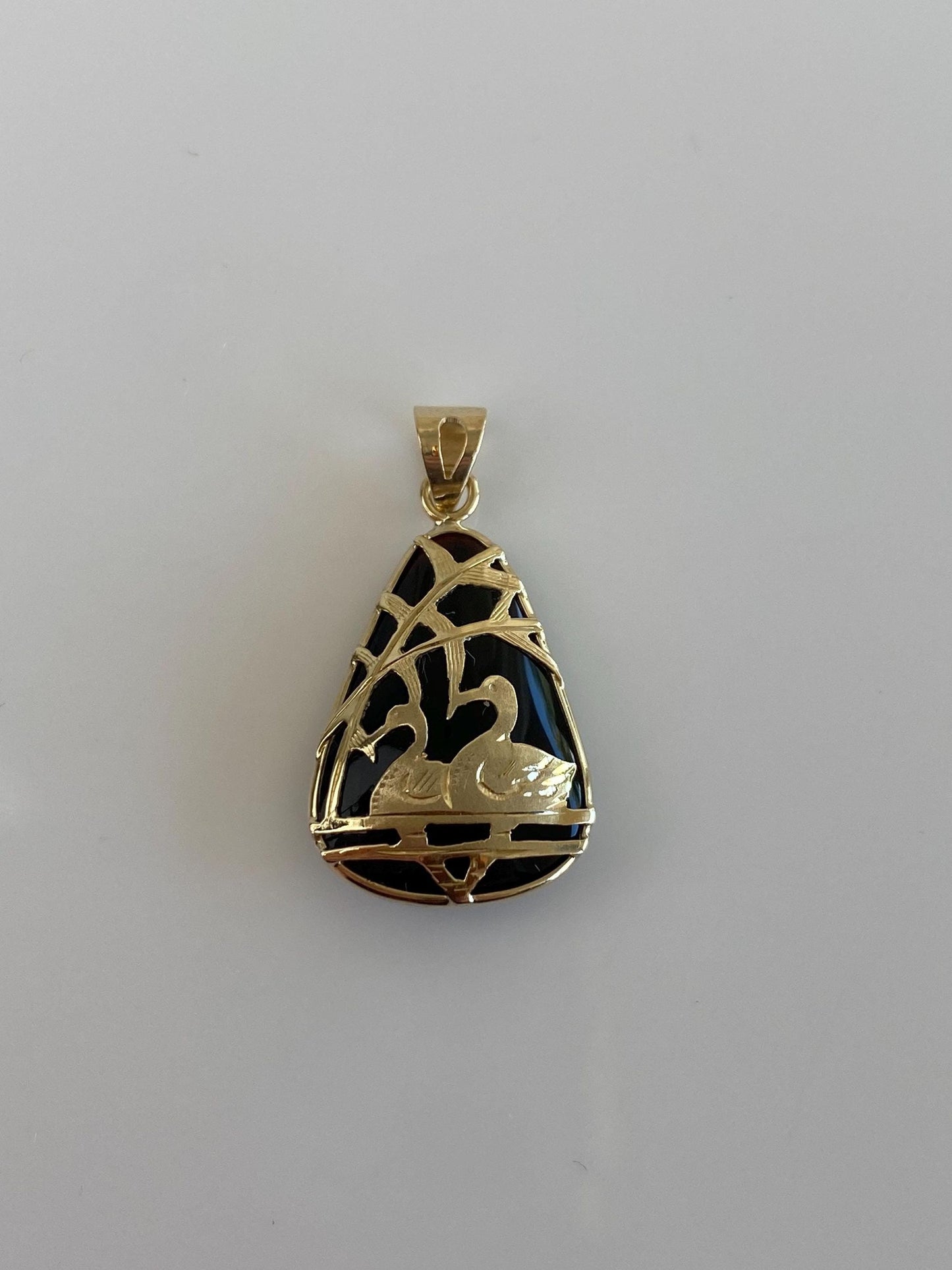 Vintage Solid 14k Yellow Gold Black Onyx Carved Ducks Charm