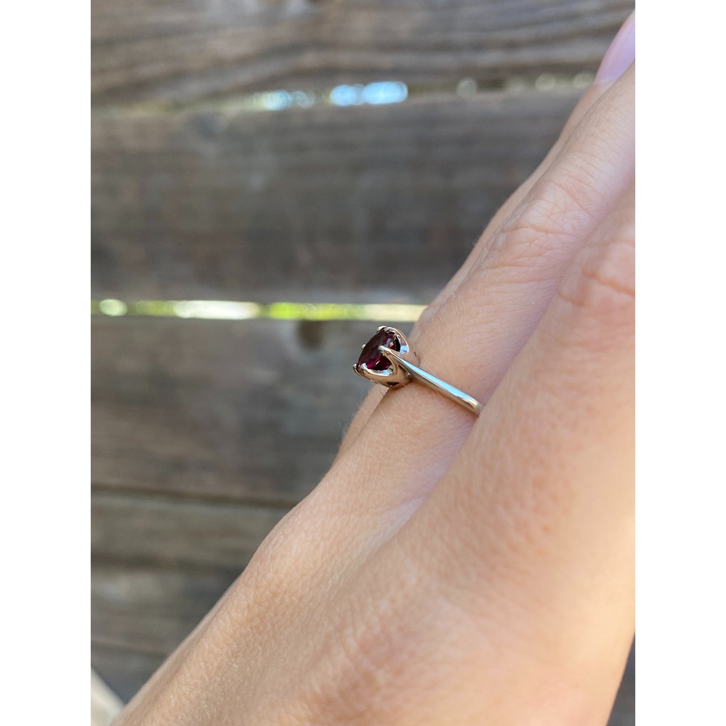 Vintage Solid 14k White Gold Garnet Ring - Size 6