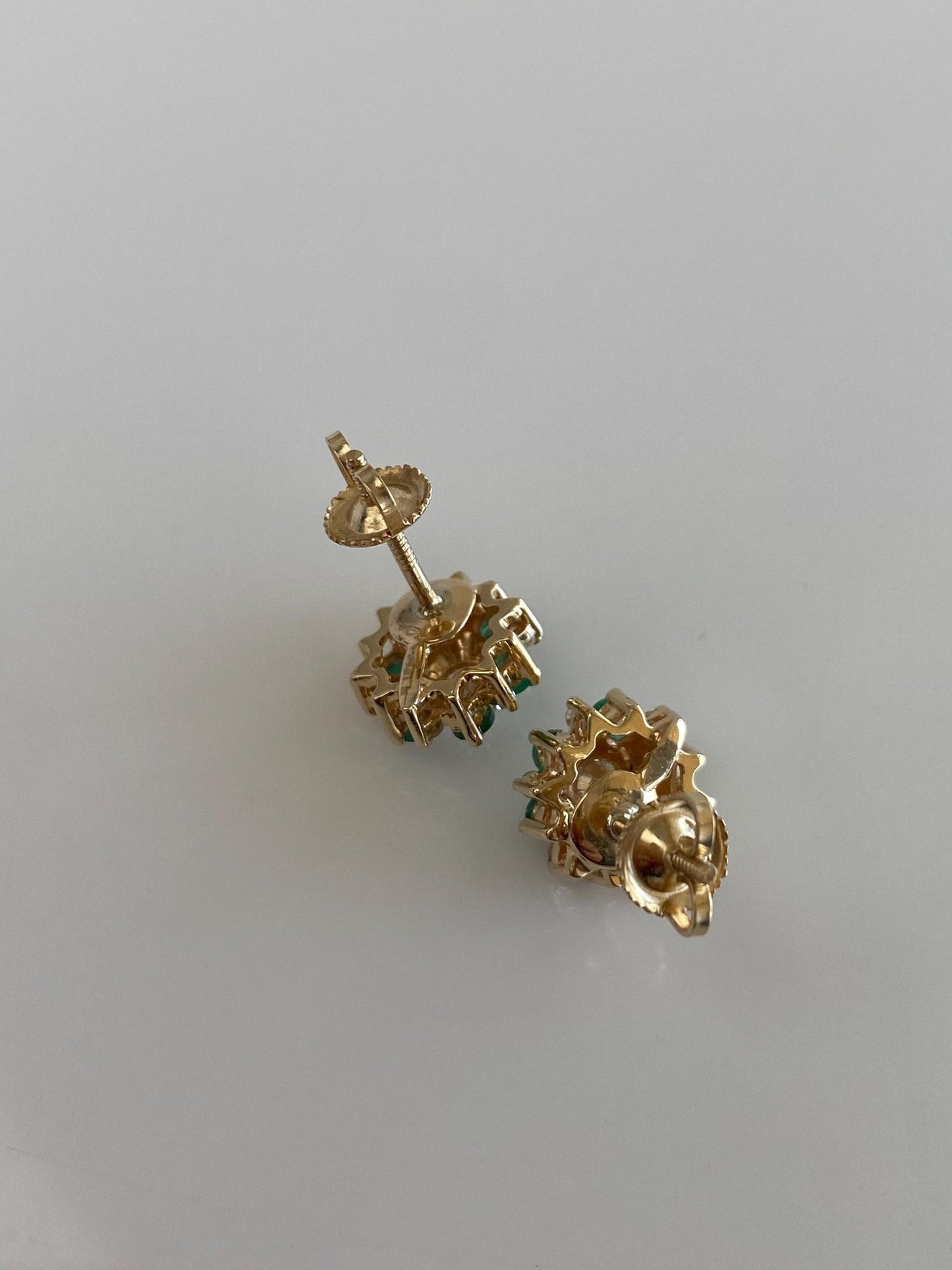Vintage Solid 14k Yellow Gold Emerald Diamond Stud Earrings