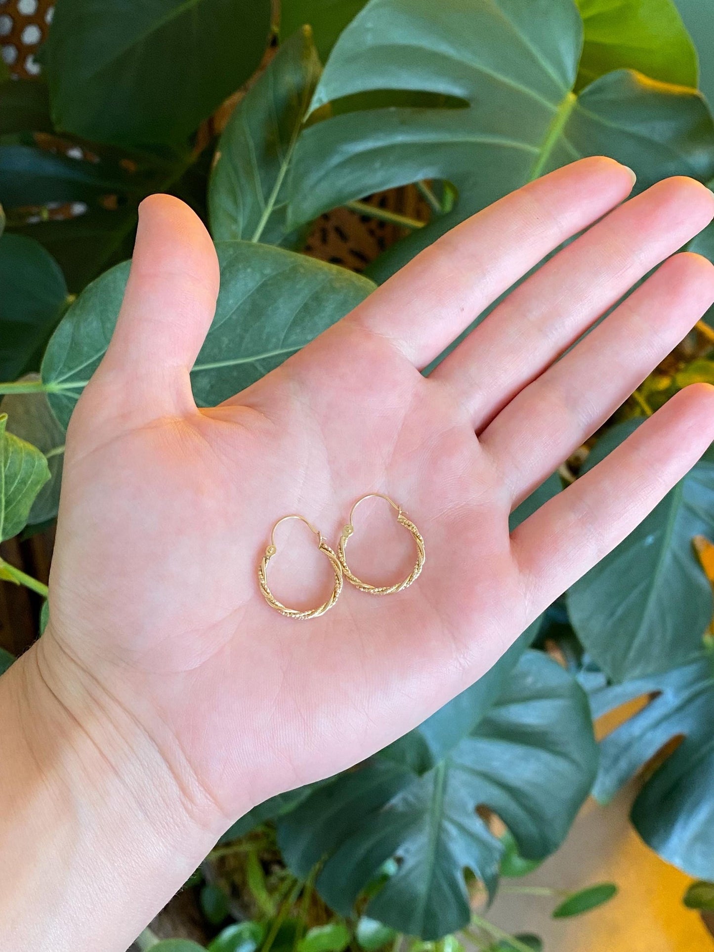 Vintage 14k Yellow Gold Textured Twist Hoop Earrings