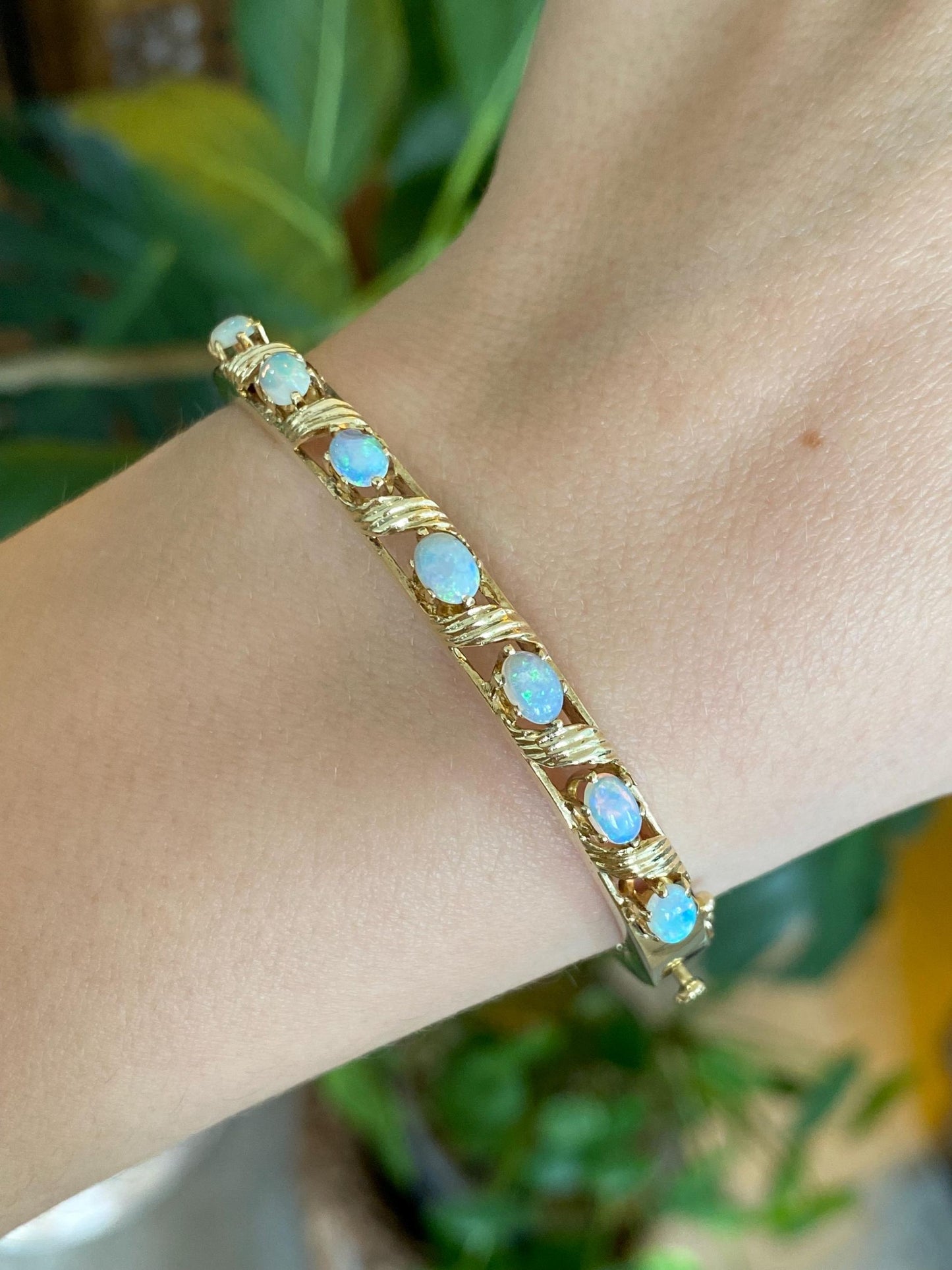 Vintage Solid 14k Yellow Gold Opal Bangle Bracelet - 6 1/4 Inches