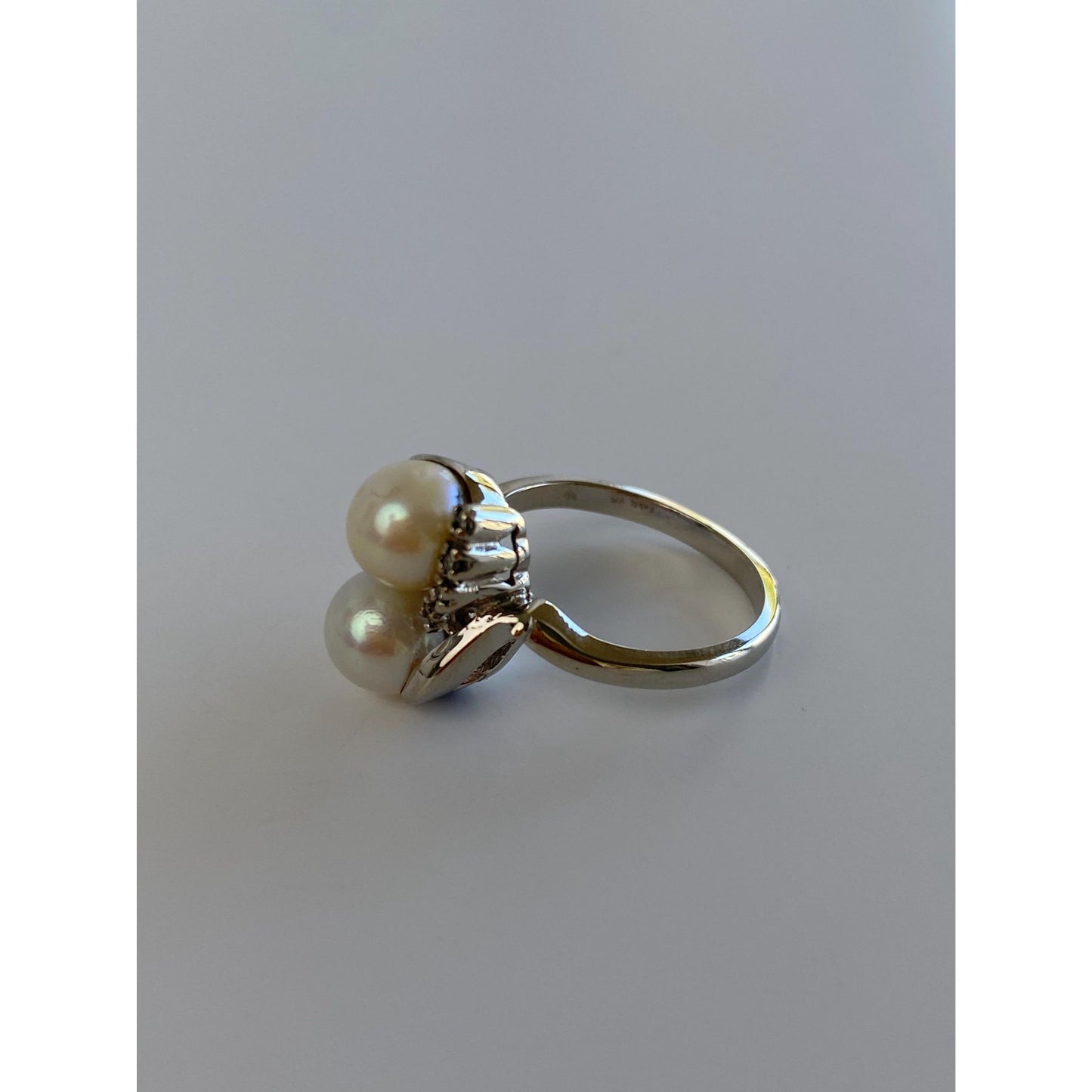 Vintage Solid 14k White Gold Pearl Diamond Ring - Size 6.25