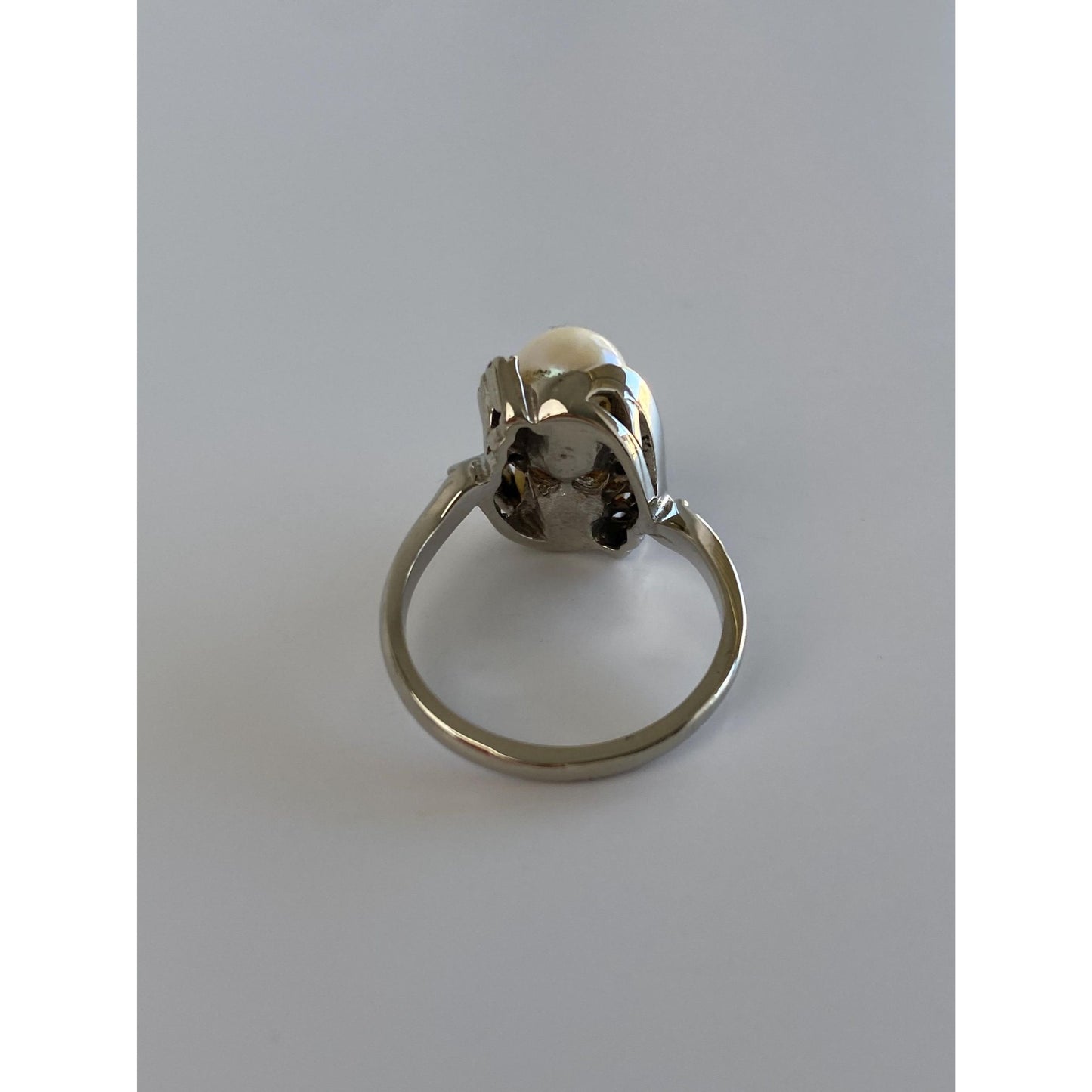 Vintage Solid 14k White Gold Pearl Diamond Ring - Size 6.25