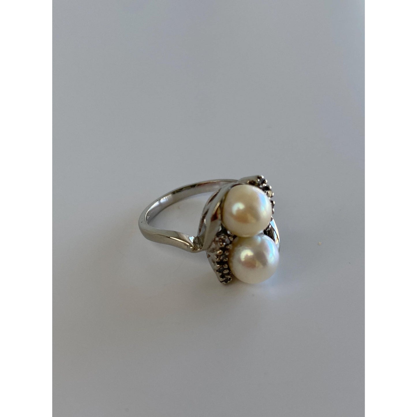 Vintage Solid 14k White Gold Pearl Diamond Ring - Size 6.25
