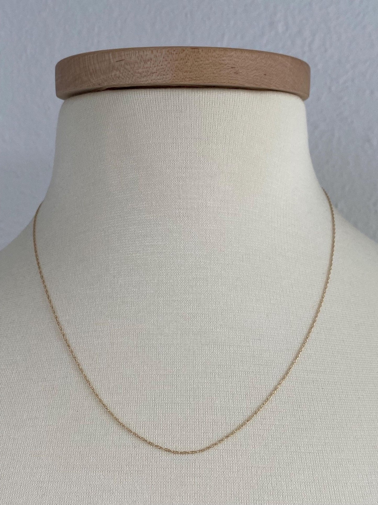 Vintage Solid 14k Yellow Gold Dainty Chain Necklace - 19.25 inches