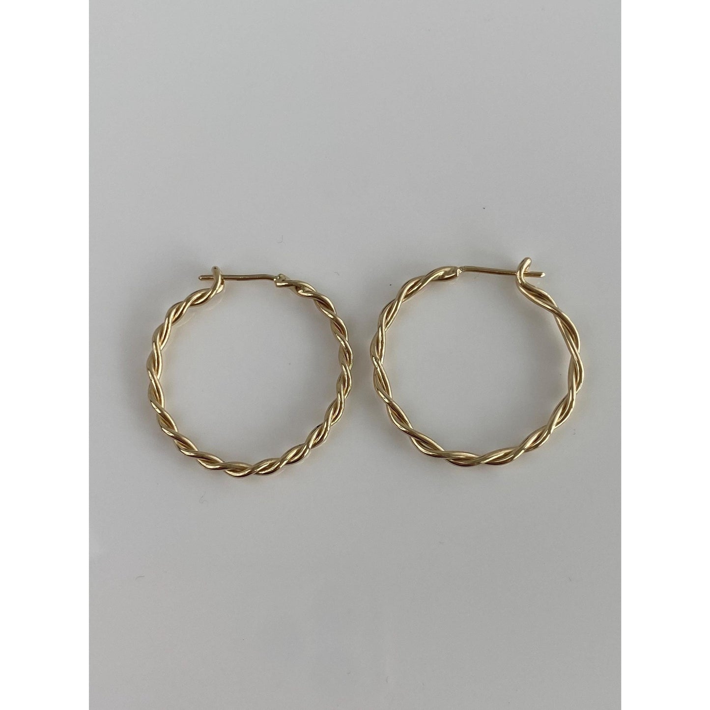 Vintage Solid 14k Yellow Gold Twist Hoop Earrings