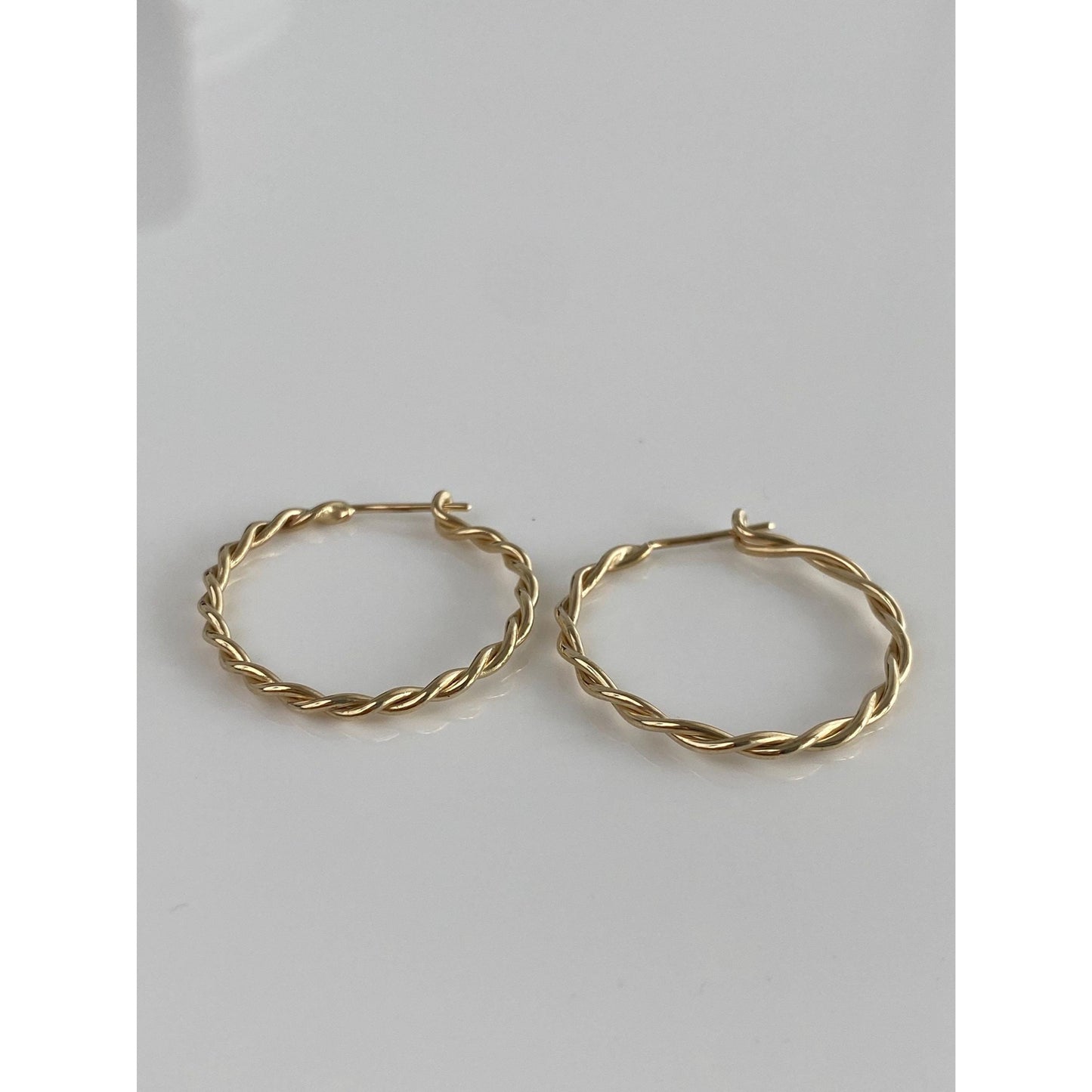Vintage Solid 14k Yellow Gold Twist Hoop Earrings