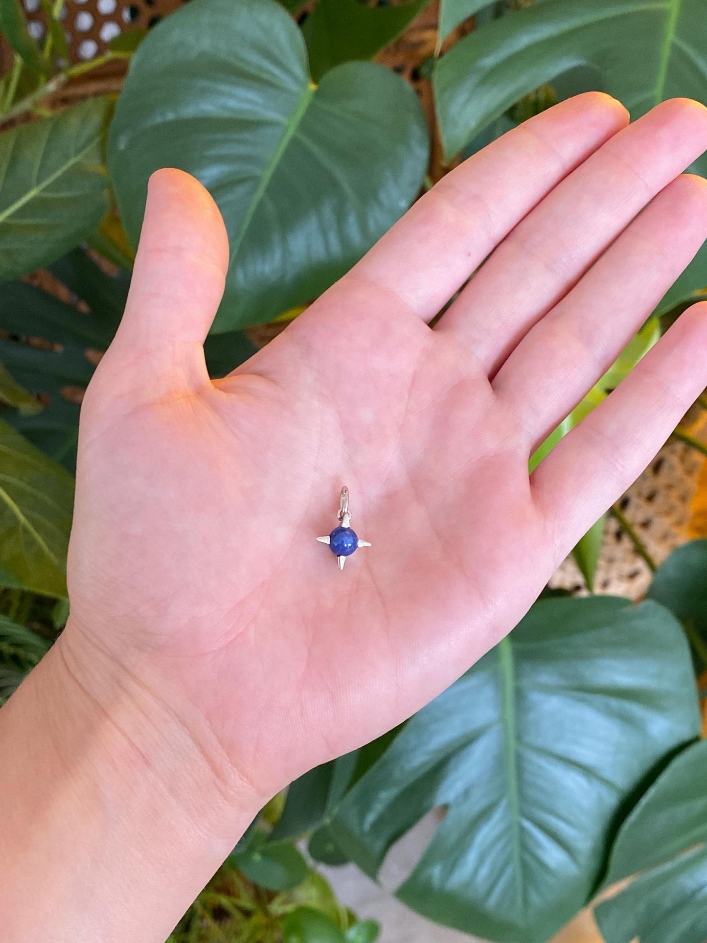Vintage Solid 14k White Gold Blue Star Sapphire Cabochon Star Charm