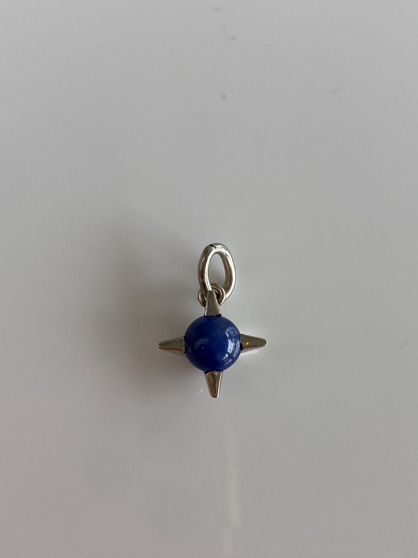 Vintage Solid 14k White Gold Blue Star Sapphire Cabochon Star Charm