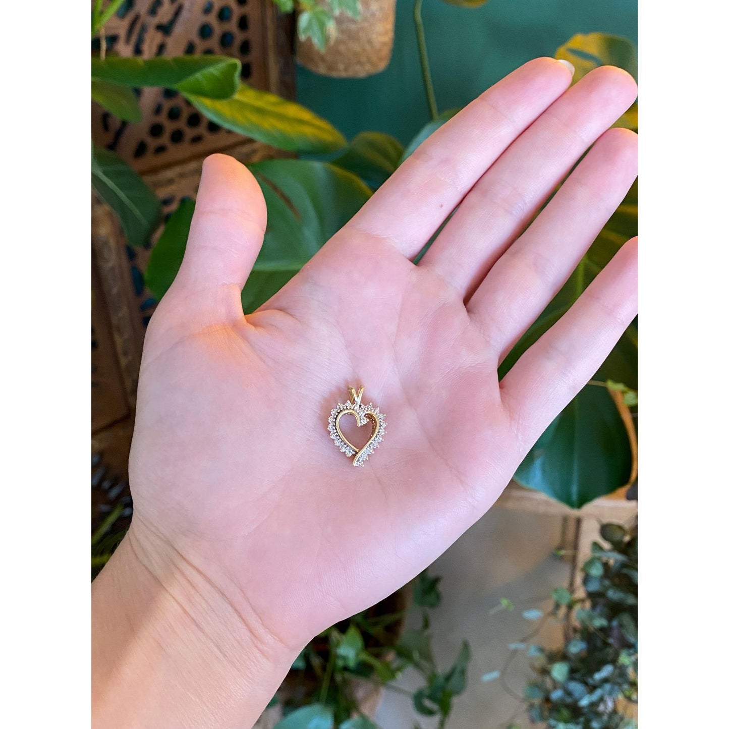 Vintage Solid 10k Yellow Gold Diamond Heart Charm