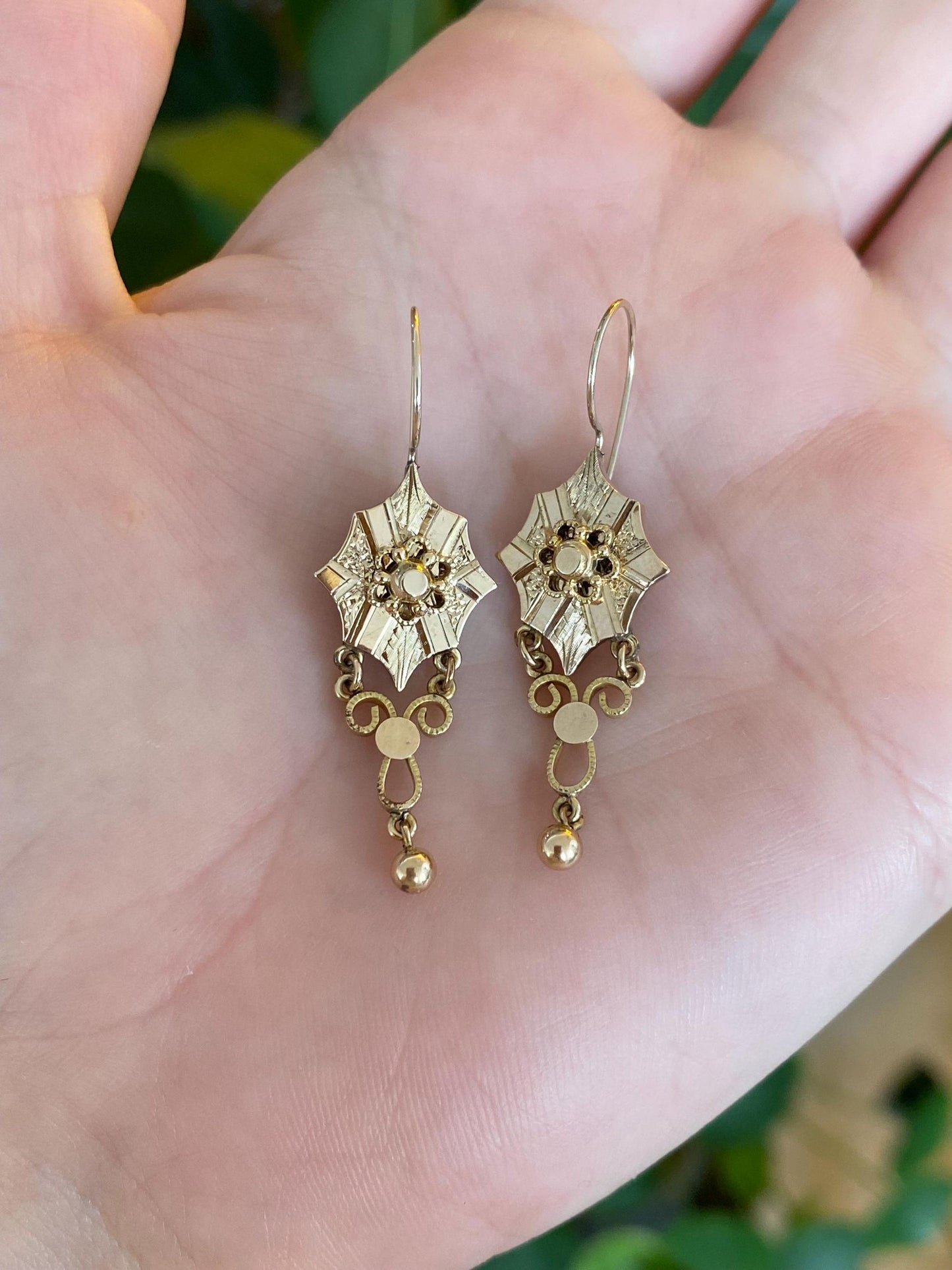 Vintage Solid 10k Yellow Gold Dangle Earrings