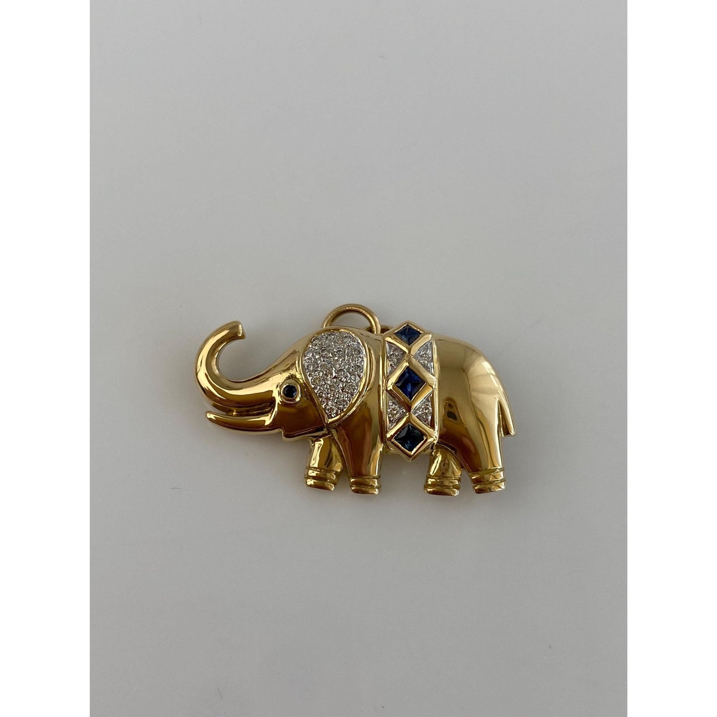 Vintage Solid 18k White & Yellow Gold Diamond Blue Sapphire Elephant Brooch Charm