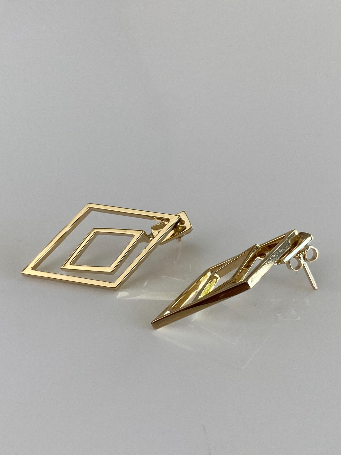Vintage 14k Yellow Gold Diamond Shape Studs & Earring Jackets