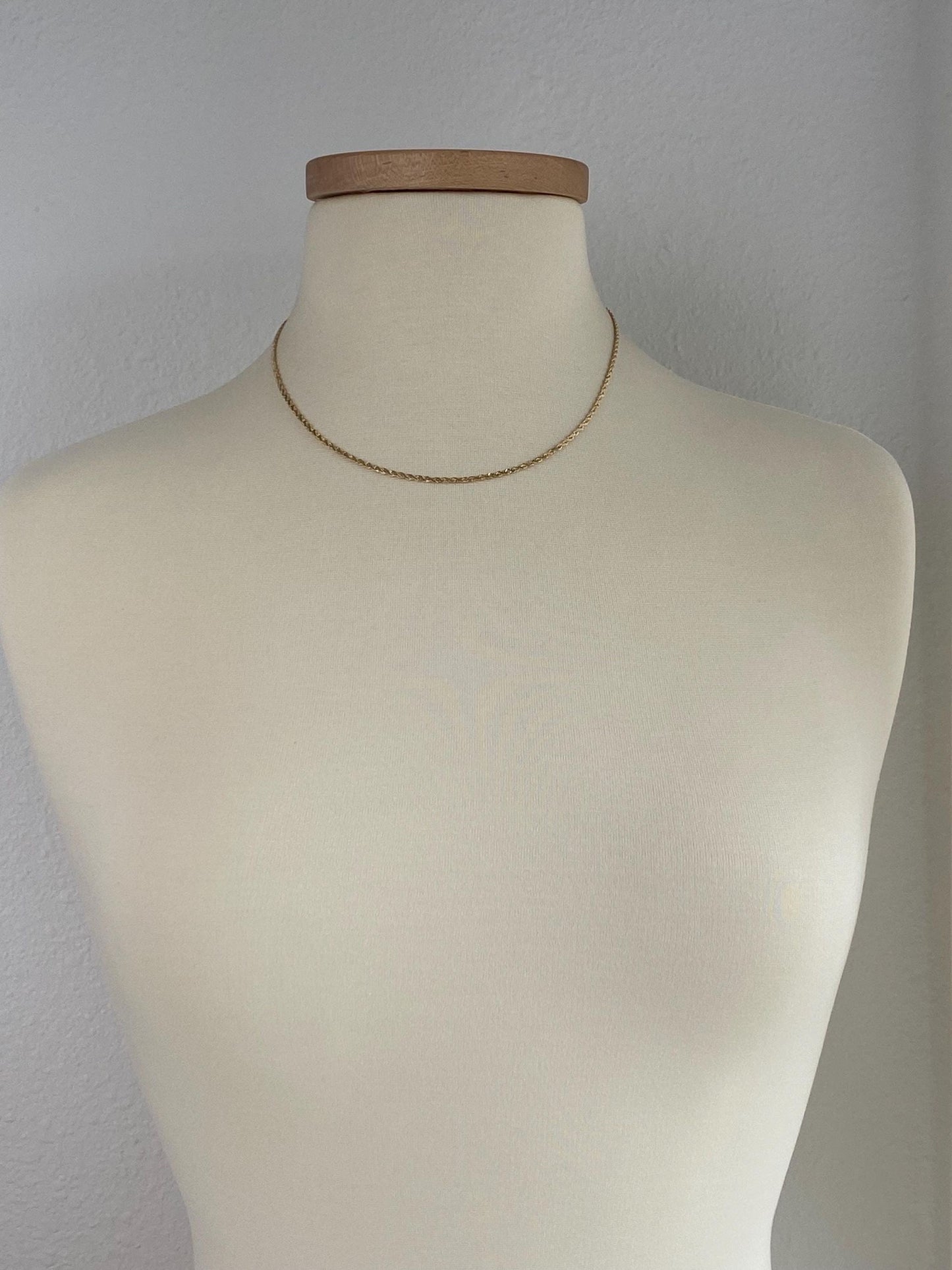 Vintage Solid 14k Yellow Gold Flat Rope Chain Necklace - 18 inches