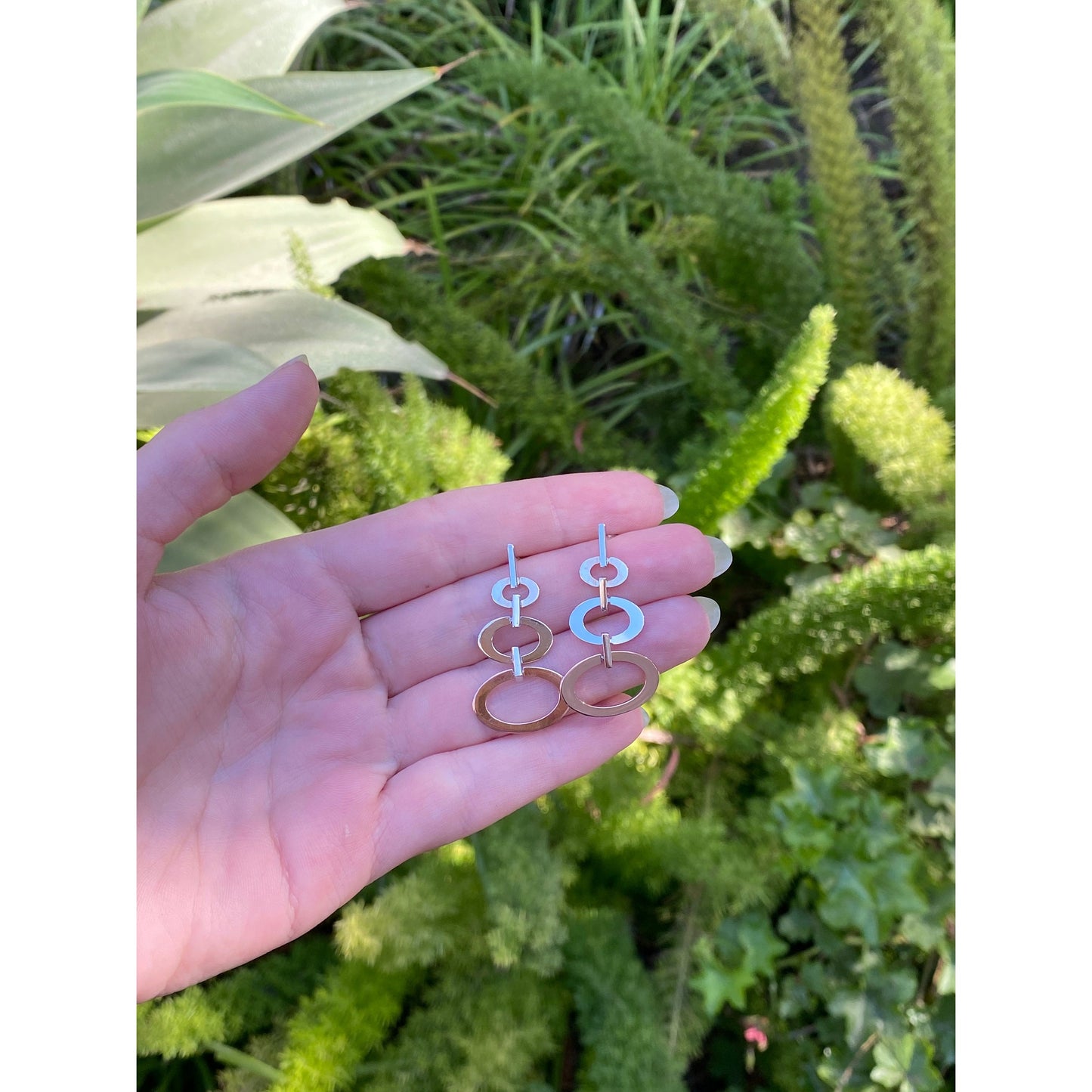 Vintage Solid 14k Tri Tone Gold Concentric Oval Dangle Stud Earrings