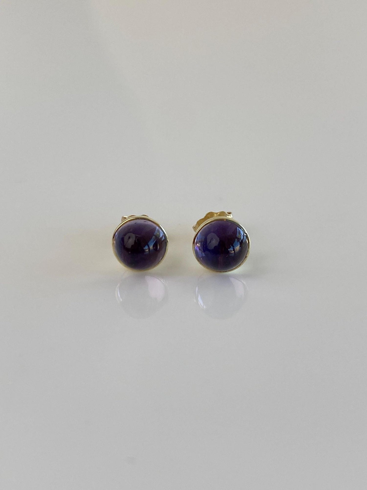 Vintage Solid 14k Yellow Gold Amethyst Stud Earrings