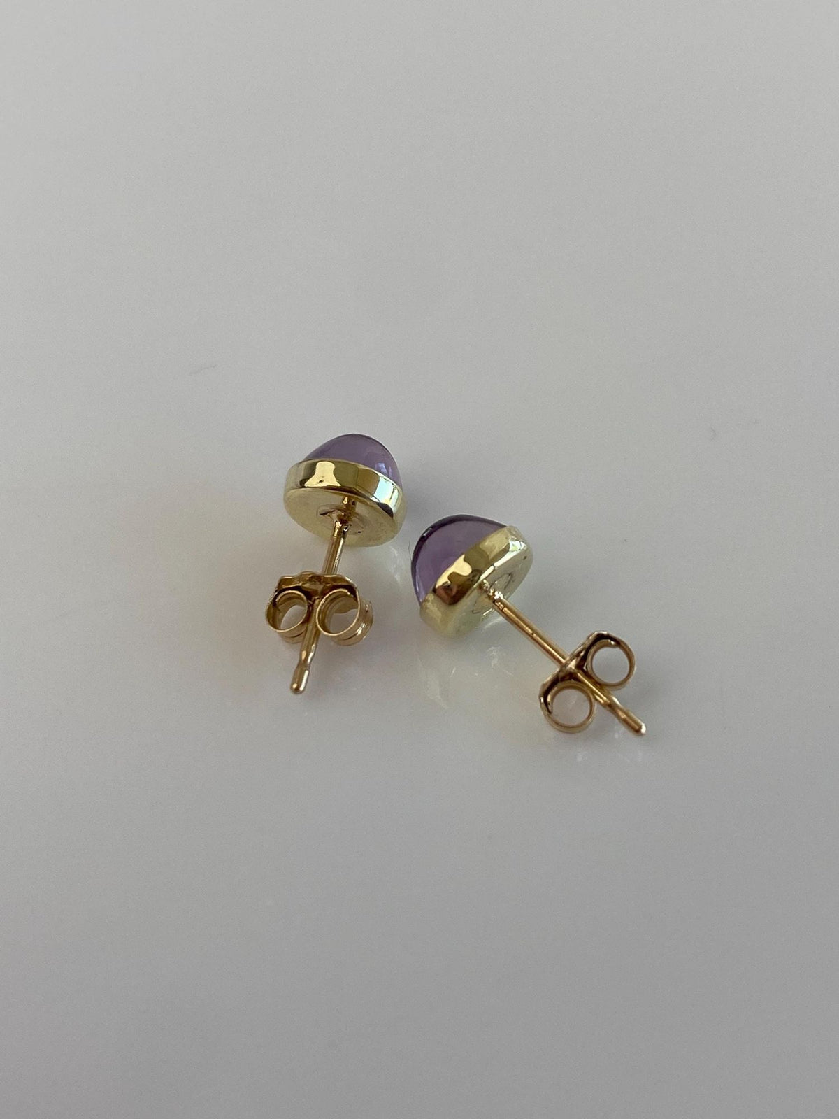 Vintage Solid 14k Yellow Gold Amethyst Stud Earrings
