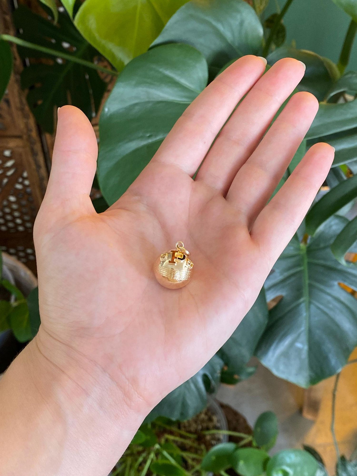 Vintage 10k Yellow Gold 1957 Orange Black Enamel 'P' Ball Charm