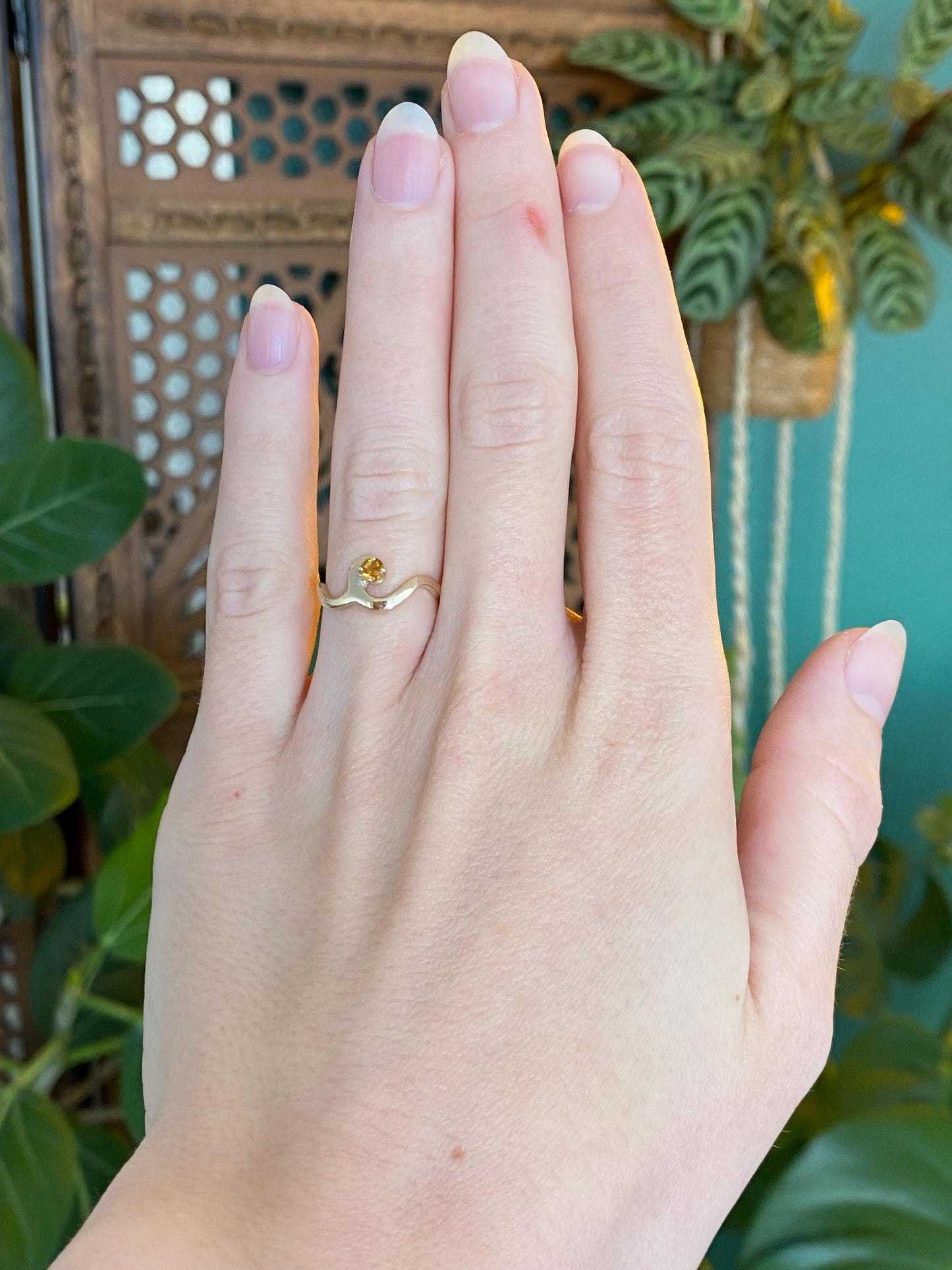 Vintage Solid 14k Yellow Gold Citrine Ring - Size 4.75