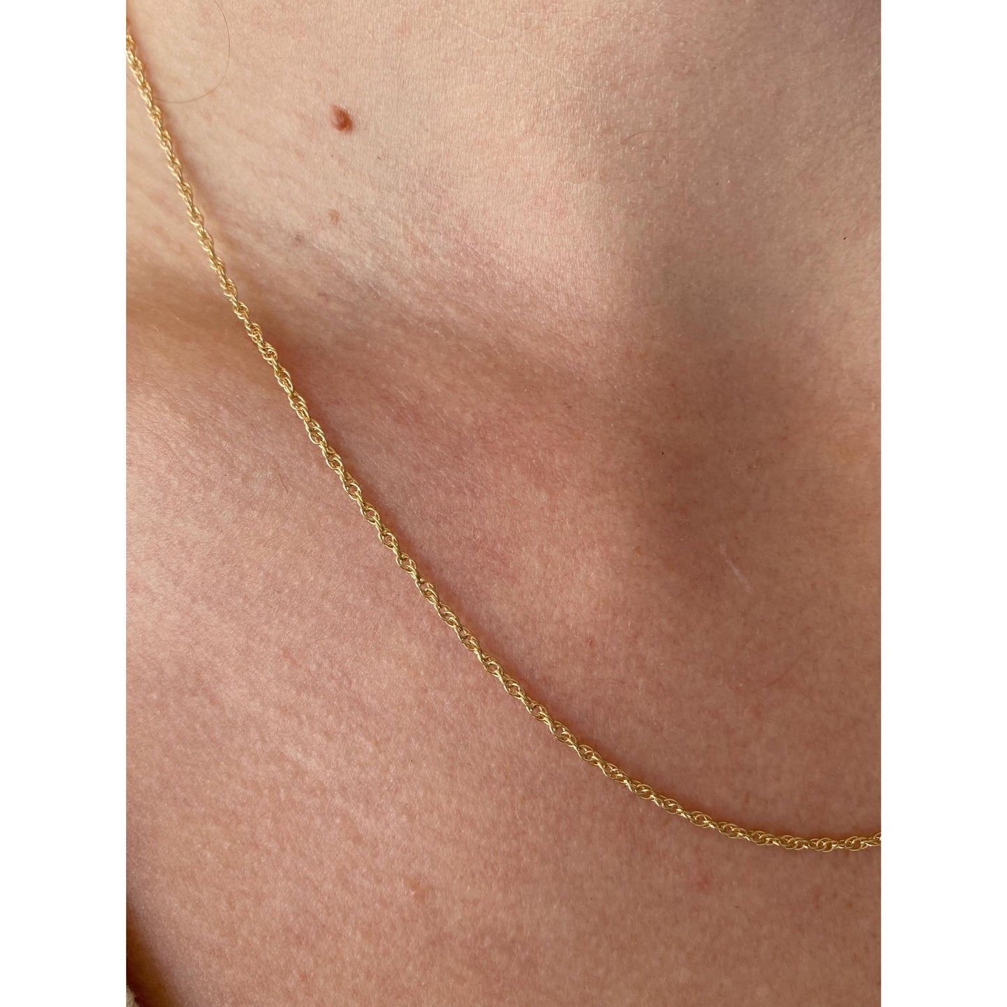 Vintage Solid 14k Yellow Gold Dainty Chain Necklace - 18 inches