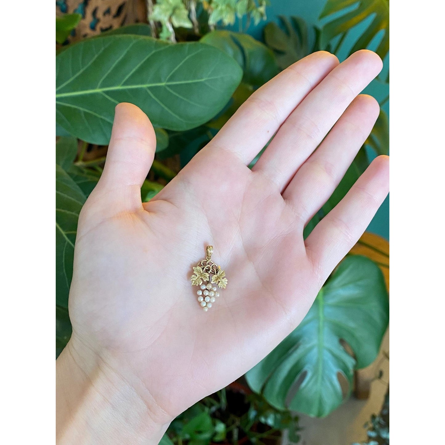 Vintage Solid 14k Yellow Gold Pearls Grape Leaves Charm