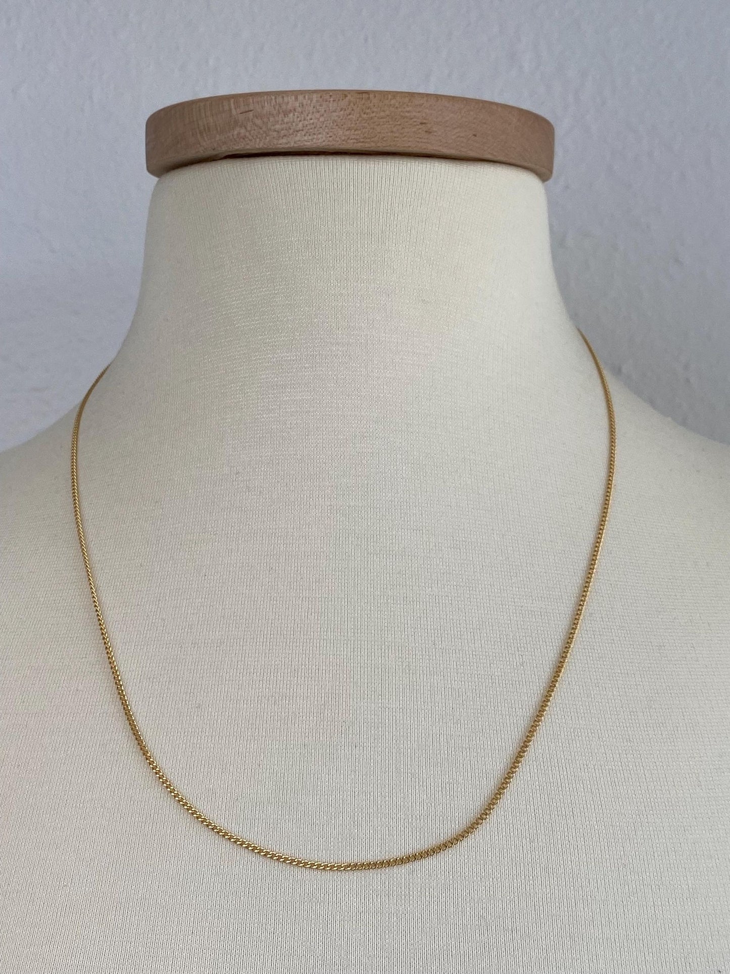 Vintage Solid 18k Yellow Gold Long Curb Chain Necklace - 22 inches