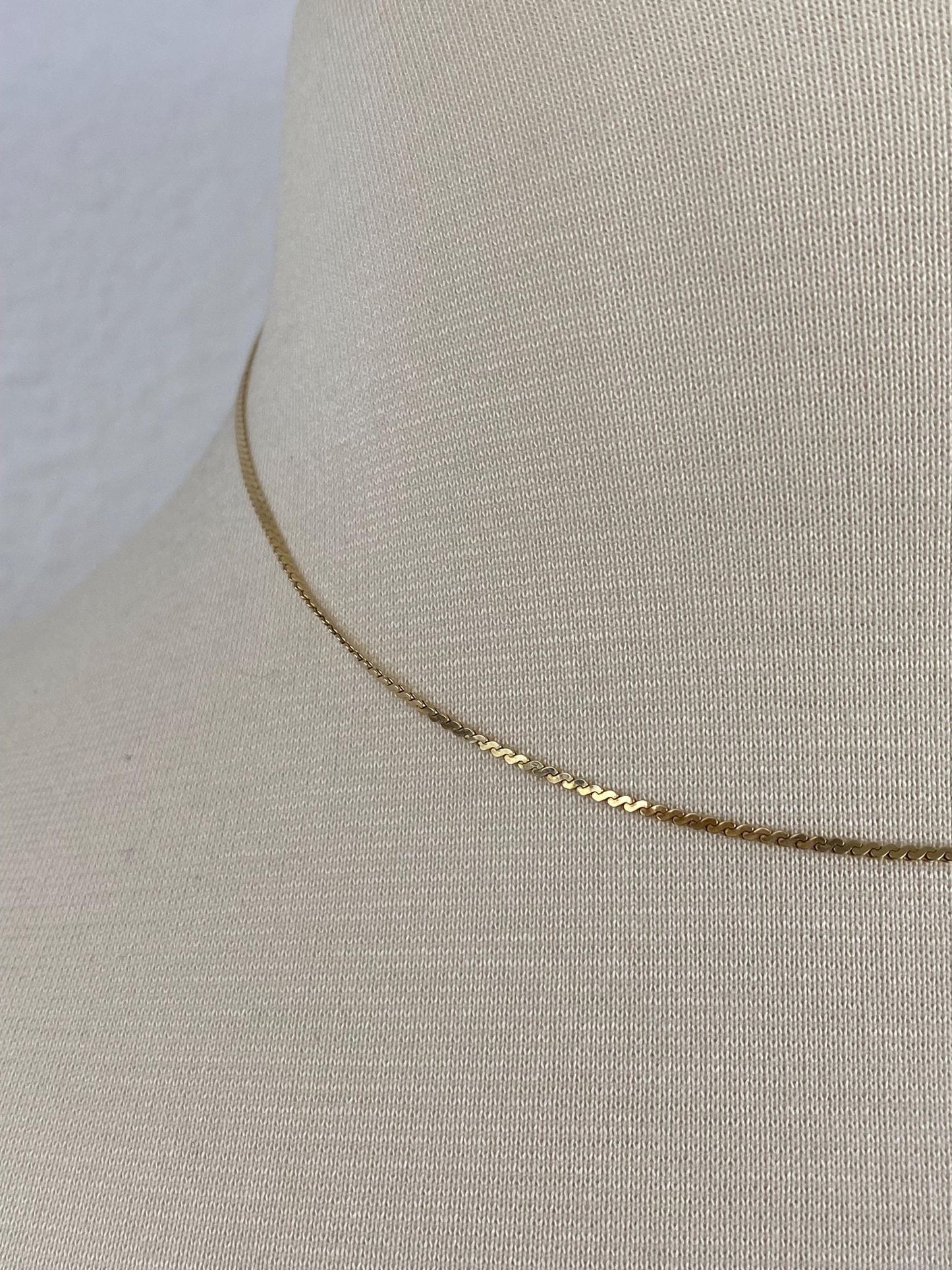 Vintage Solid 14k Yellow Gold Serpentine Chain Necklace - 15.25 inches