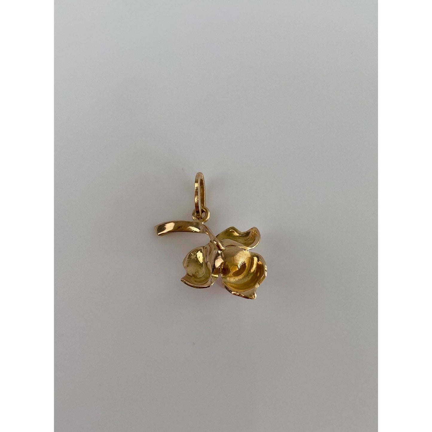 Solid 18k Yellow Gold Rose Quartz Flower Charm