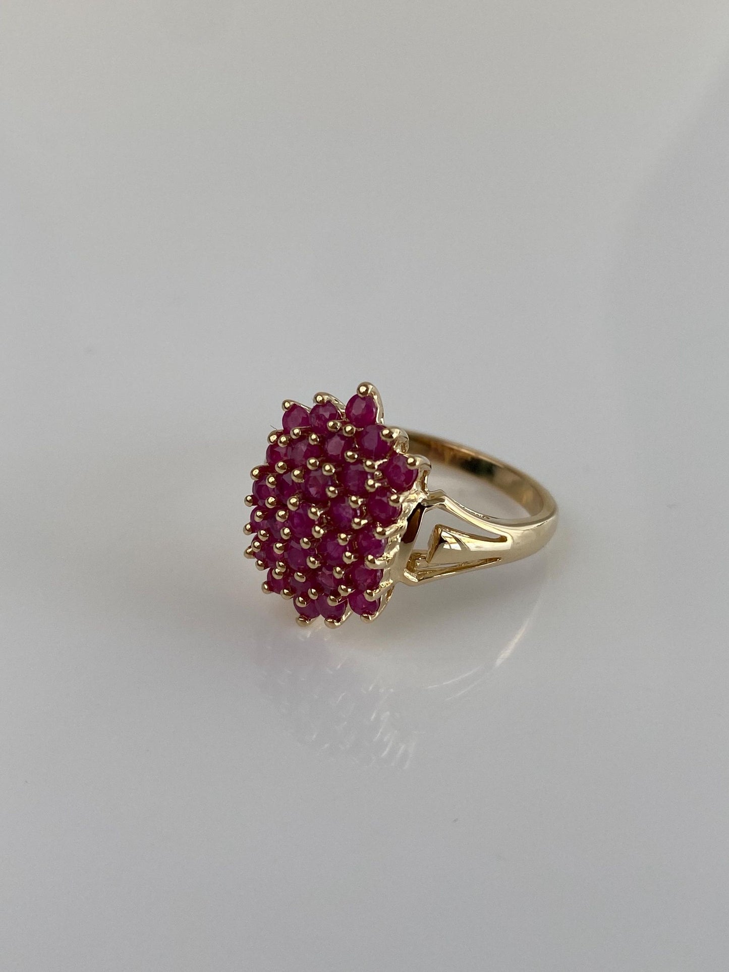 Vintage Solid 14k Yellow Gold Ruby Cluster Ring - Size 8