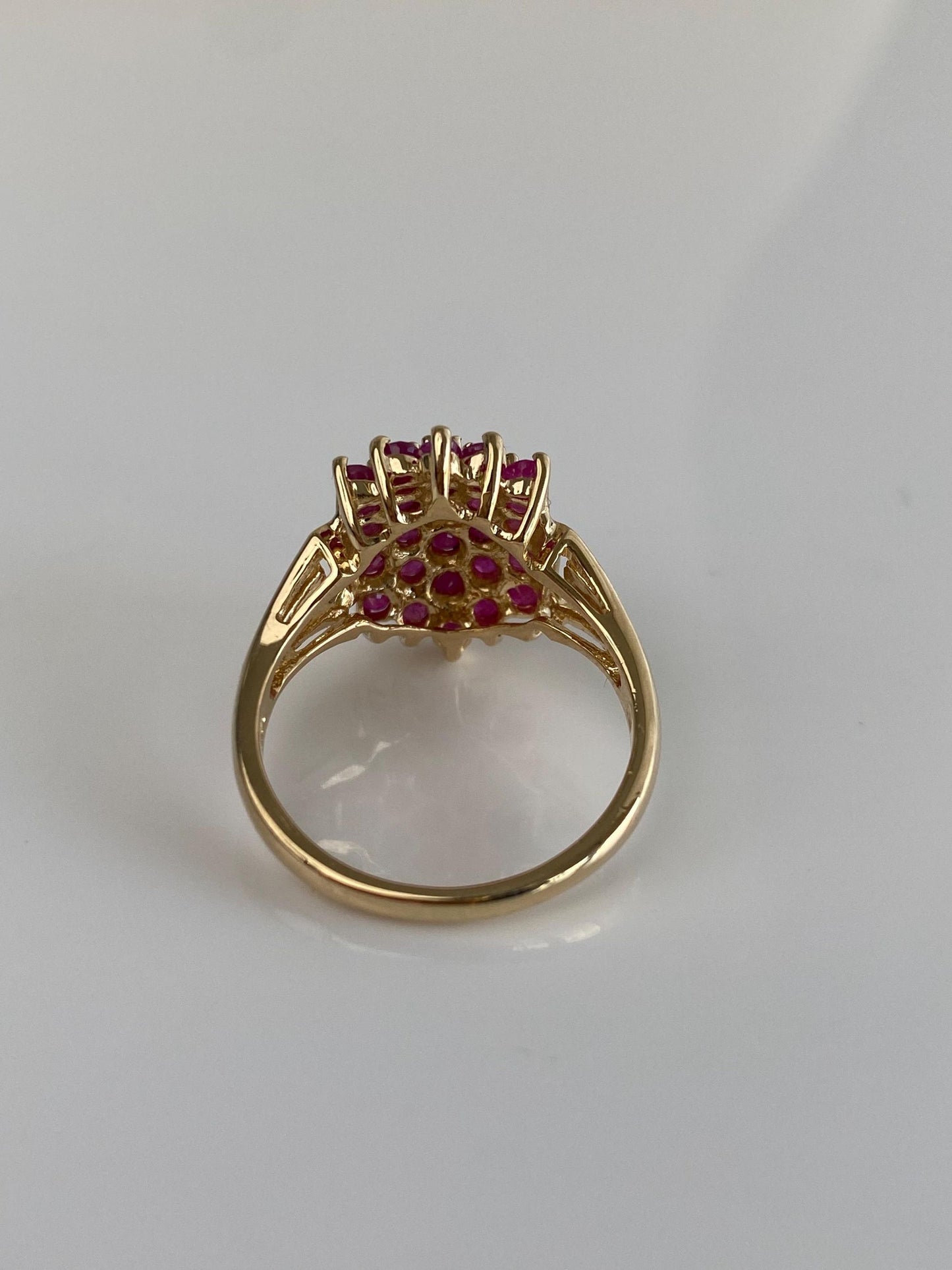 Vintage Solid 14k Yellow Gold Ruby Cluster Ring - Size 8