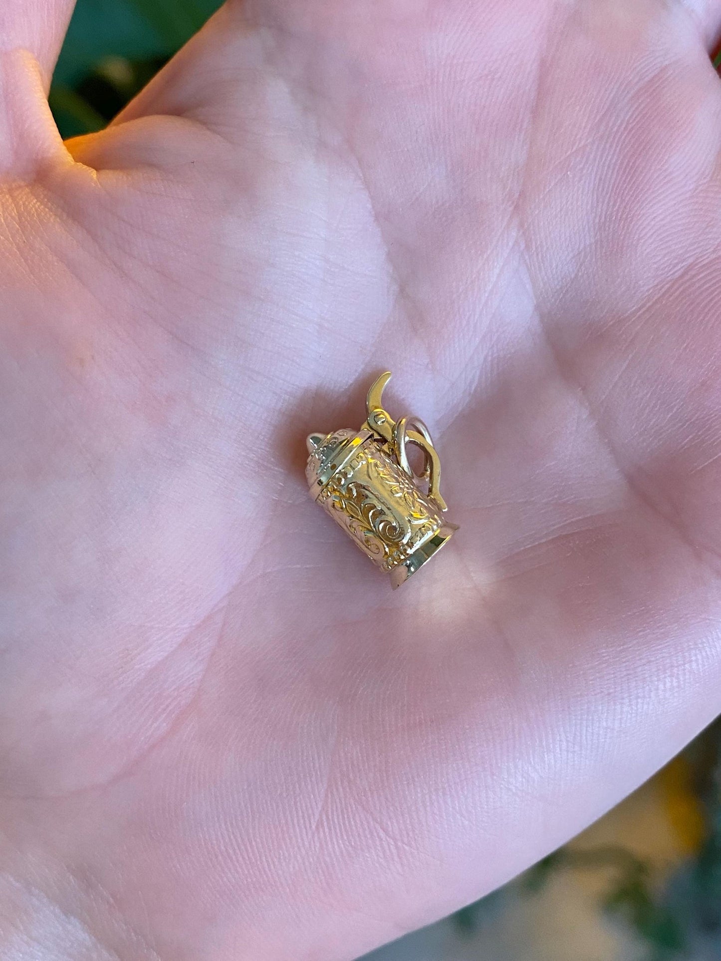 Vintage 14k Yellow Gold Articulated Beer Stein Charm