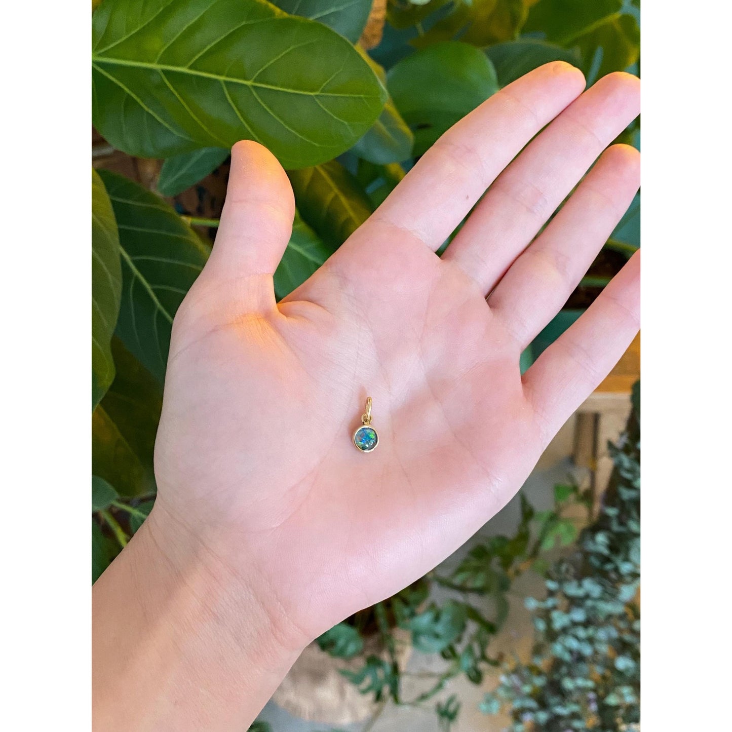 Vintage Solid 18k Yellow Gold Opal Charm