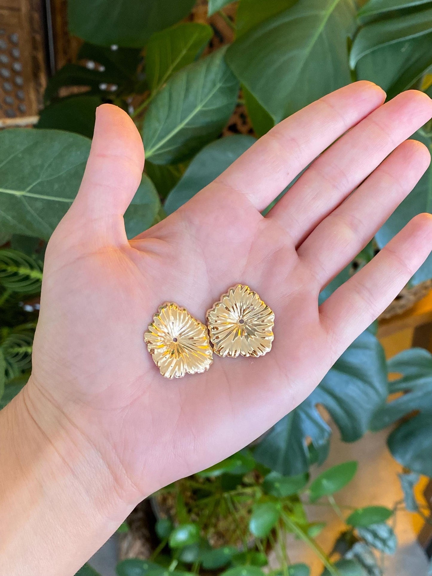 Vintage Solid 14k Yellow Gold Flower Earring Jackets
