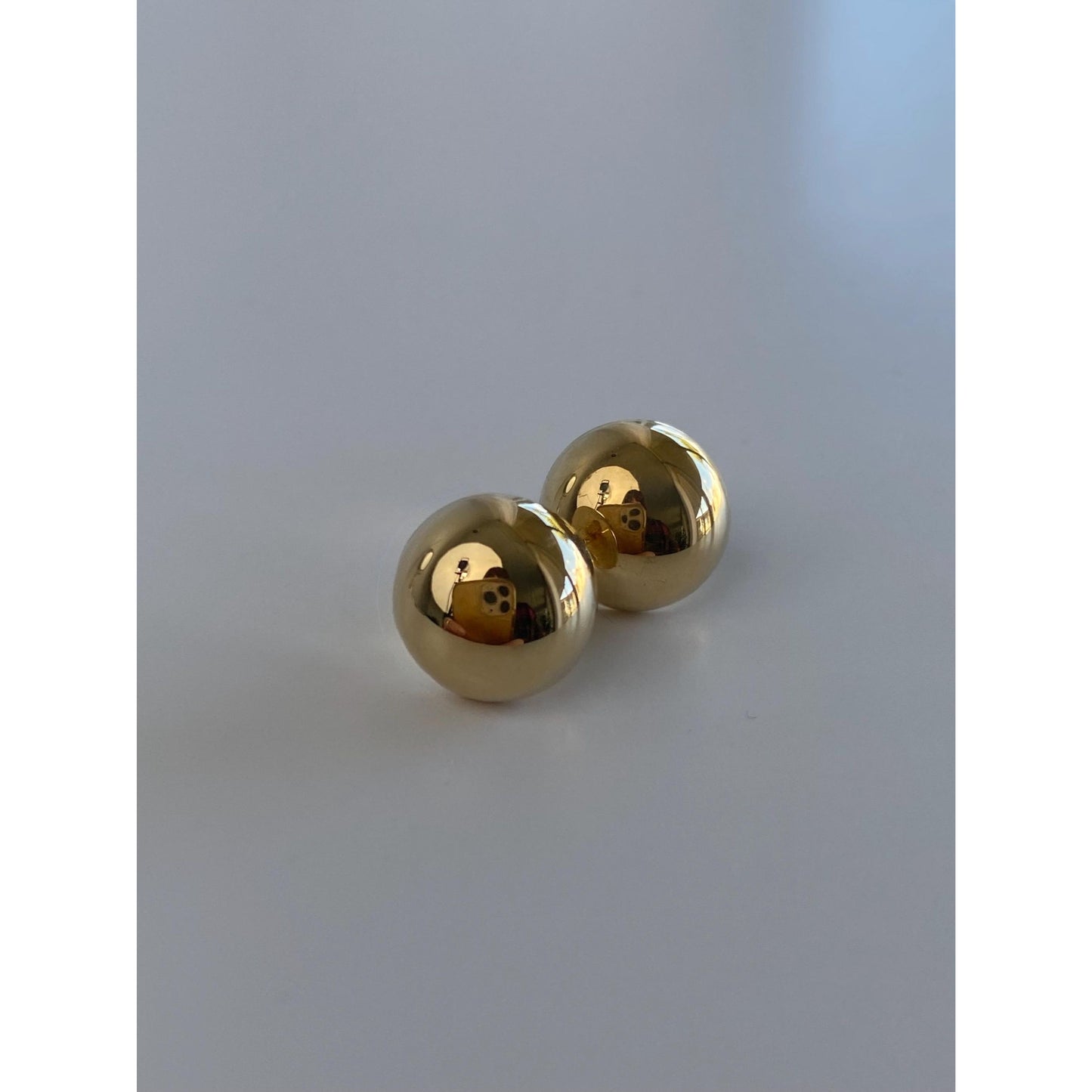 Vintage 18k Yellow Gold Dome Stud Earrings