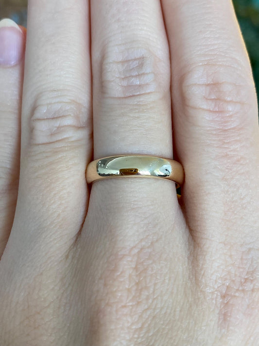 Vintage Solid 14k Yellow Gold Ring Band - Size 7.75