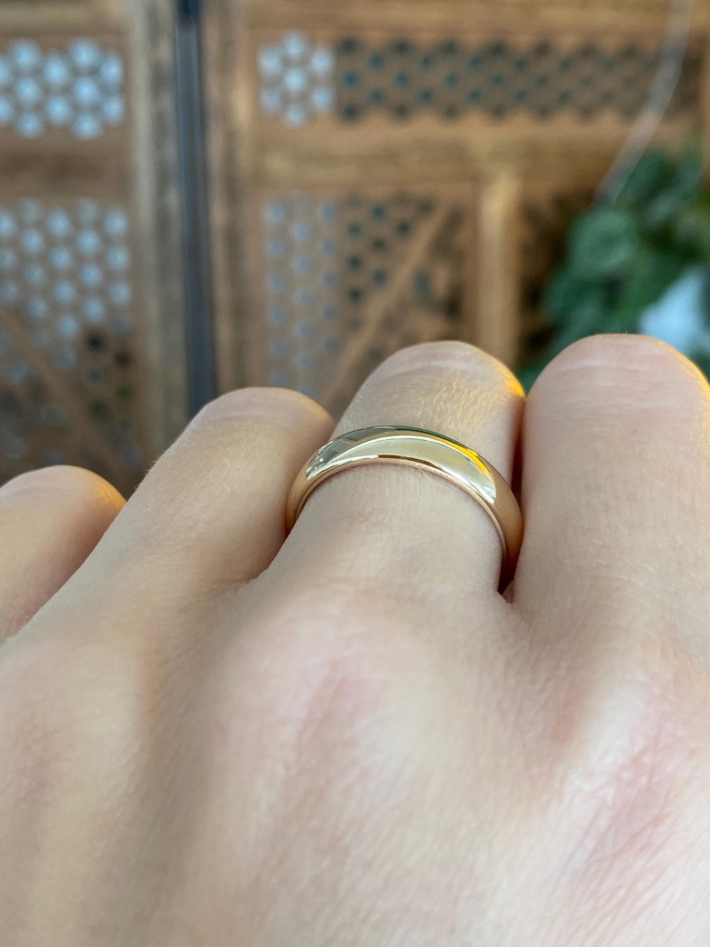 Vintage Solid 14k Yellow Gold Ring Band - Size 7.75
