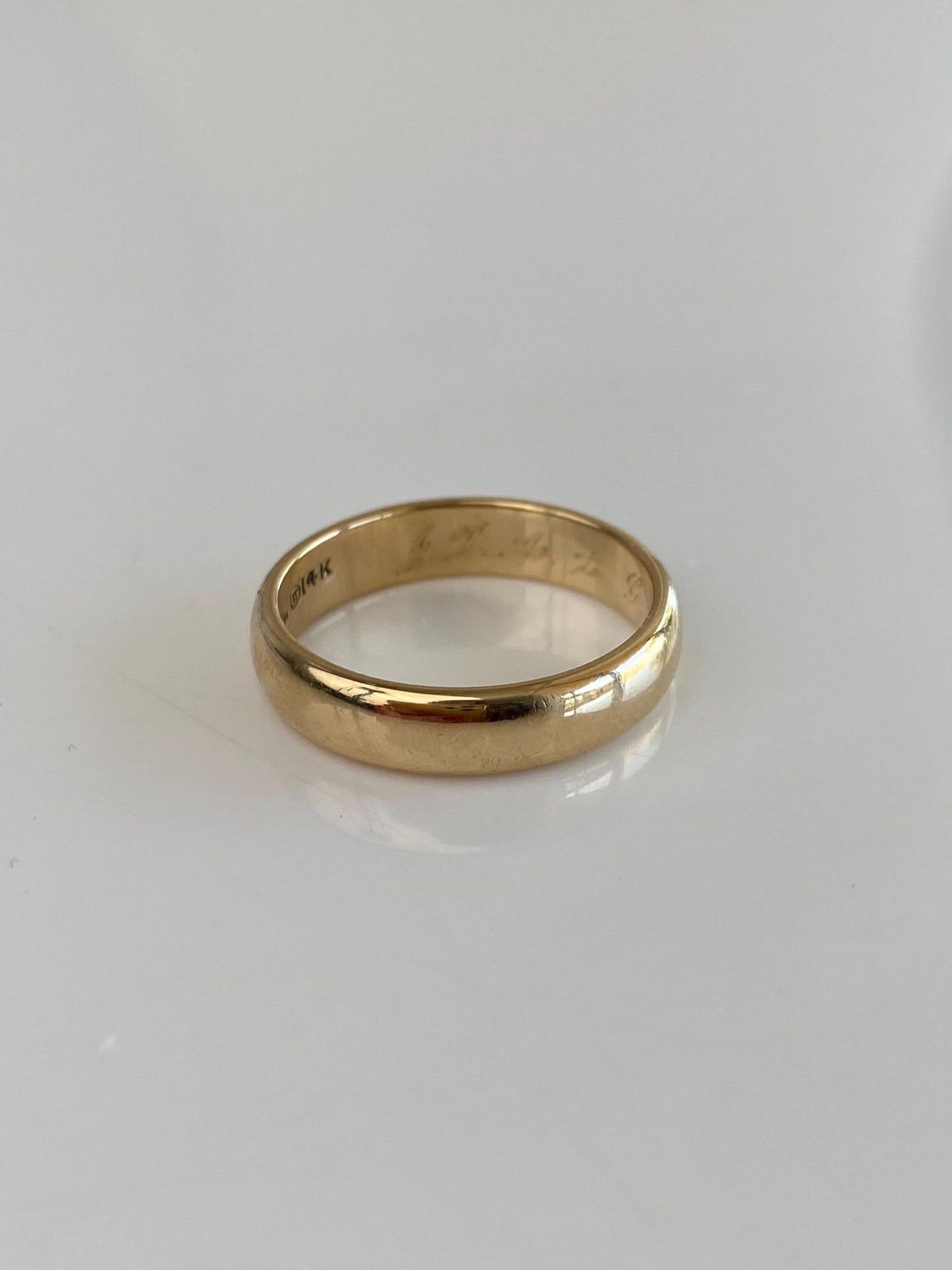 Vintage Solid 14k Yellow Gold Ring Band - Size 7.75