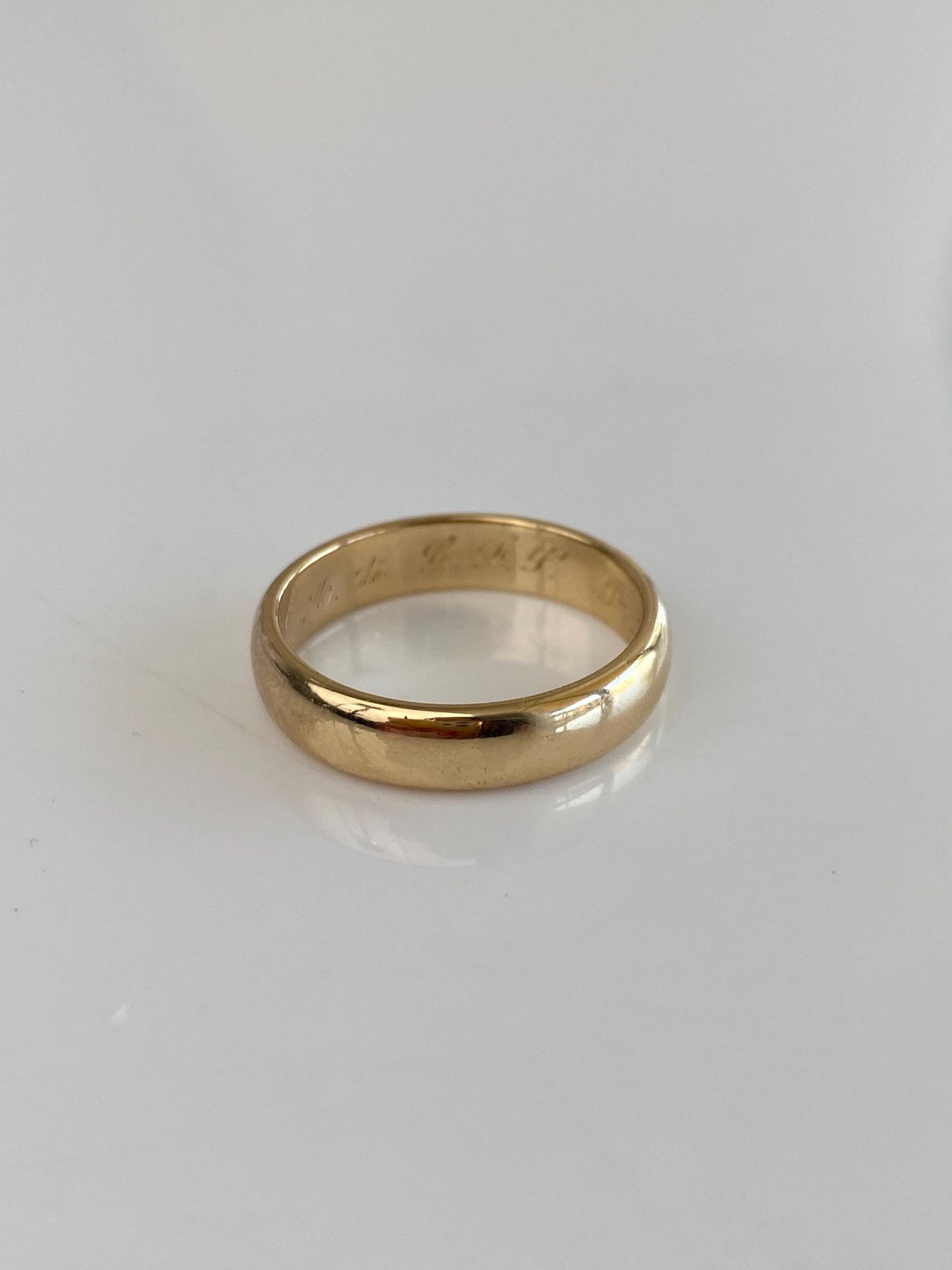 Vintage Solid 14k Yellow Gold Ring Band - Size 7.75
