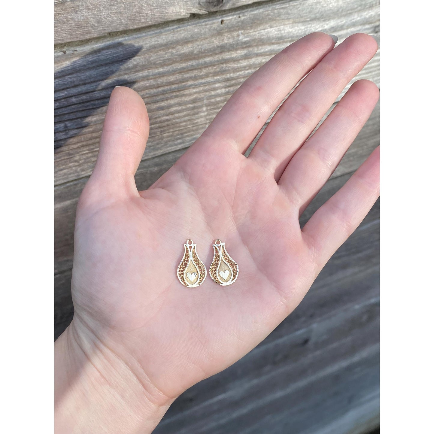 Vintage Solid 14k Yellow Gold Diamond Cut Heart Earring Jackets