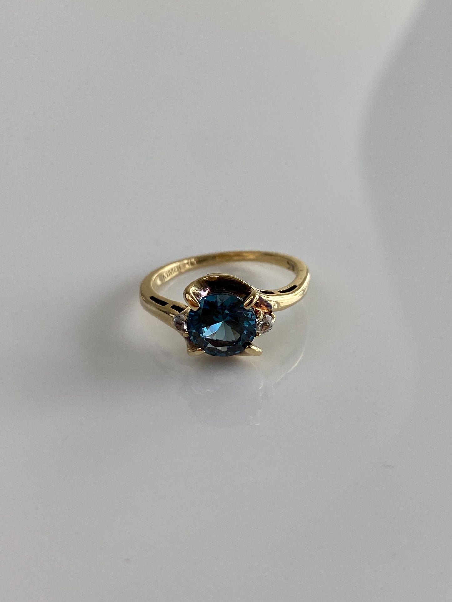 Vintage Solid 10k Yellow Gold Clear Quartz Blue Spinel Ring - Size 5.75