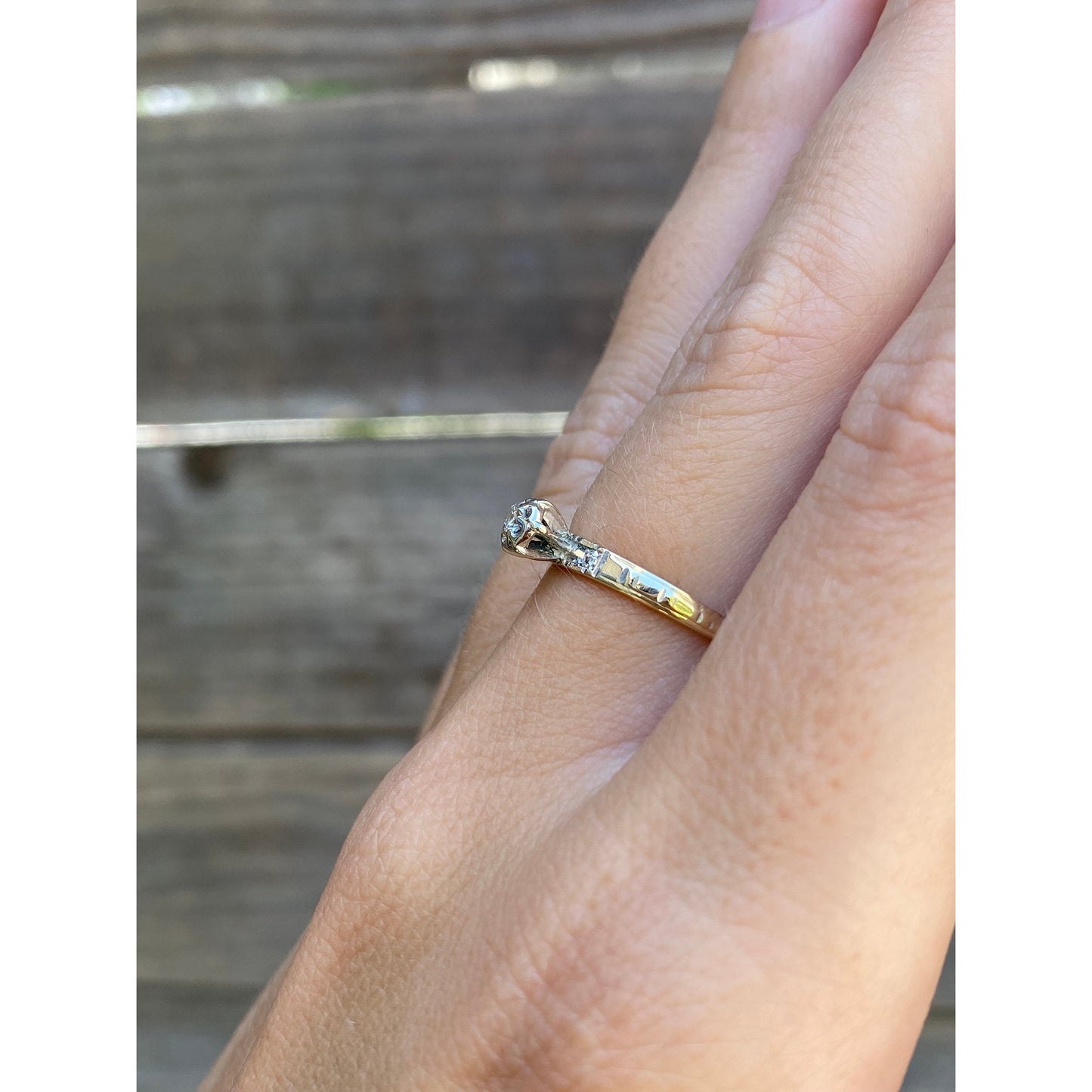 Vintage Solid 14k White & Yellow Gold Clear Sapphire Designed Ring - Size 6.75